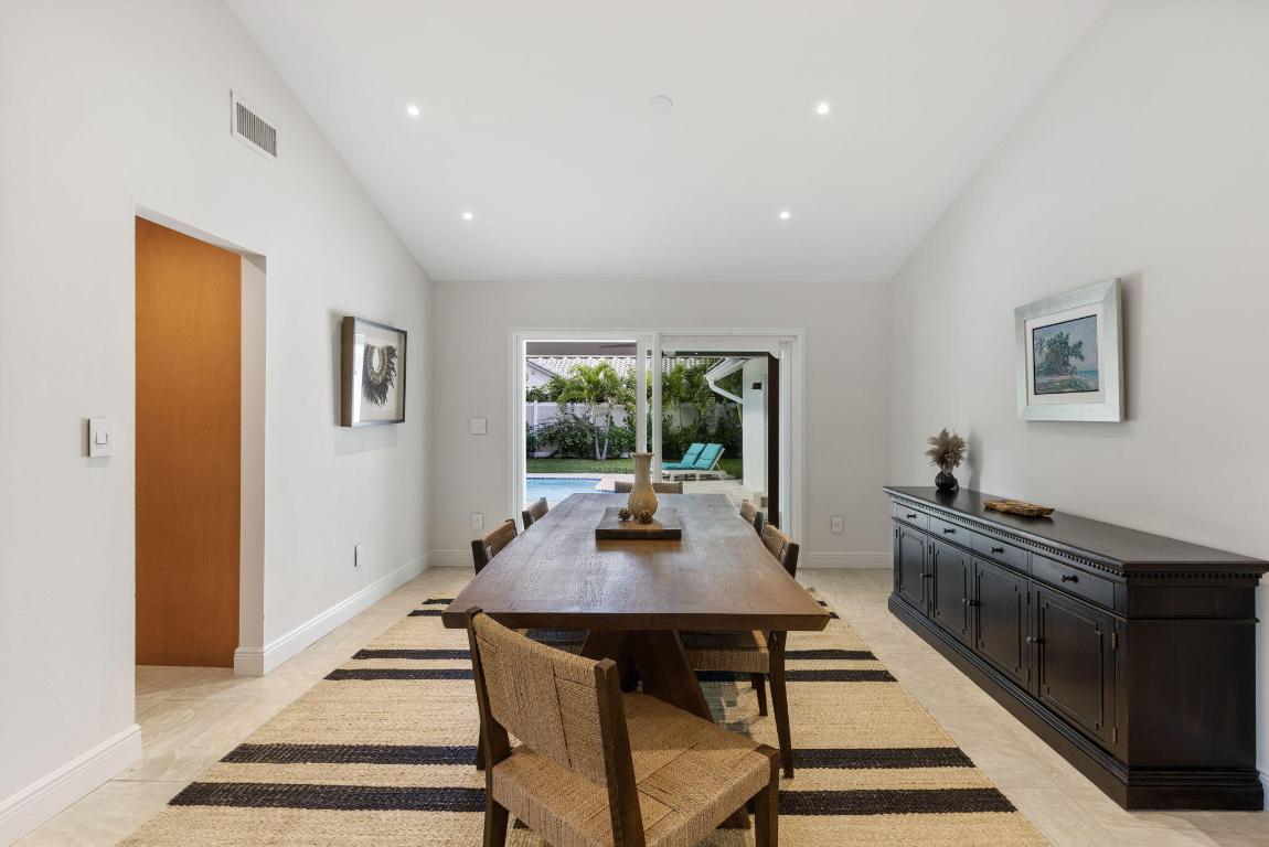 2851 NW 26th Court