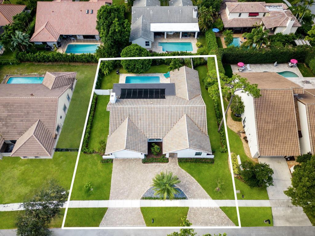 2851 NW 26th Court