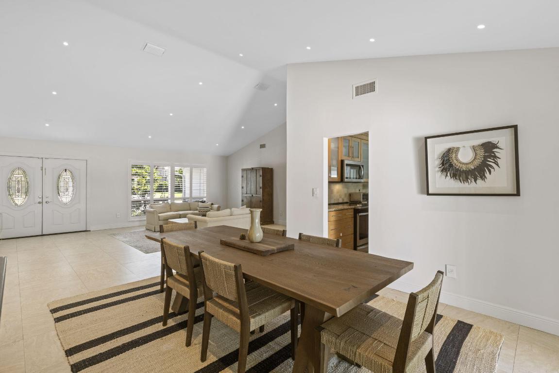 2851 NW 26th Court