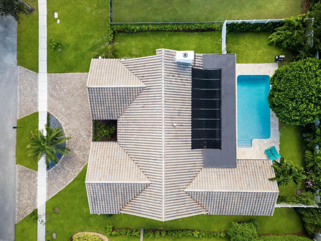 2851 NW 26th Court