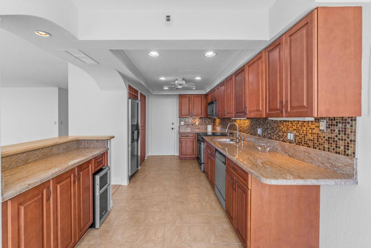 2600 S Ocean Boulevard Unit: 16-F
