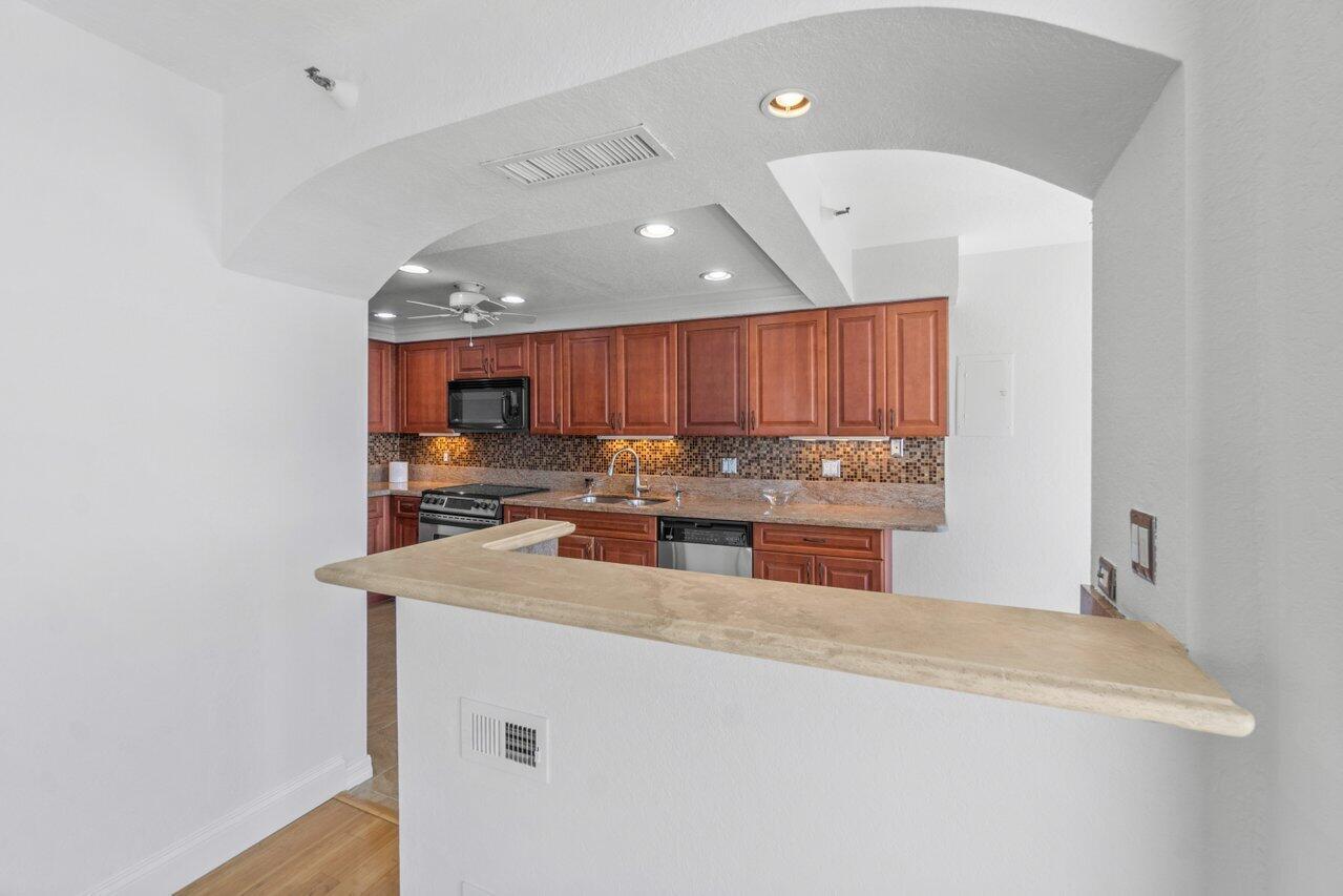 2600 S Ocean Boulevard Unit: 16-F