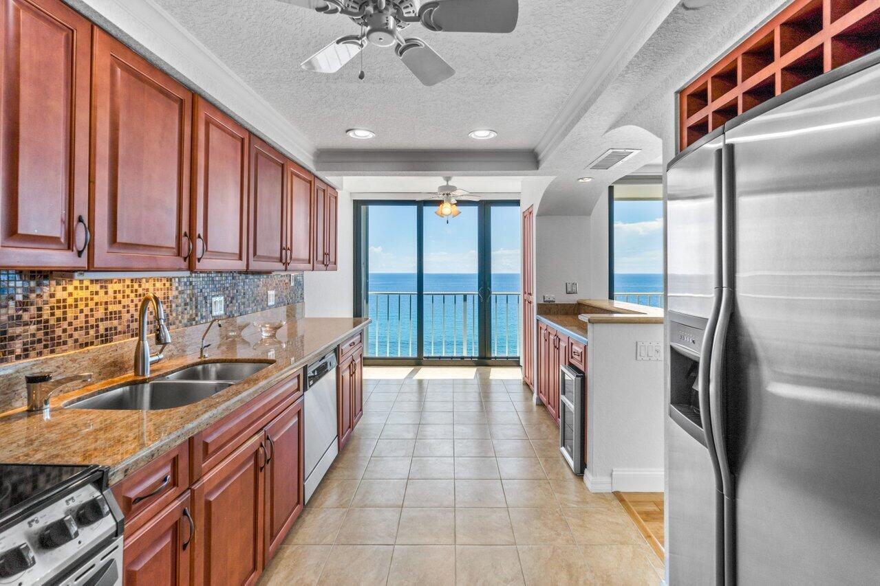 2600 S Ocean Boulevard Unit: 16-F