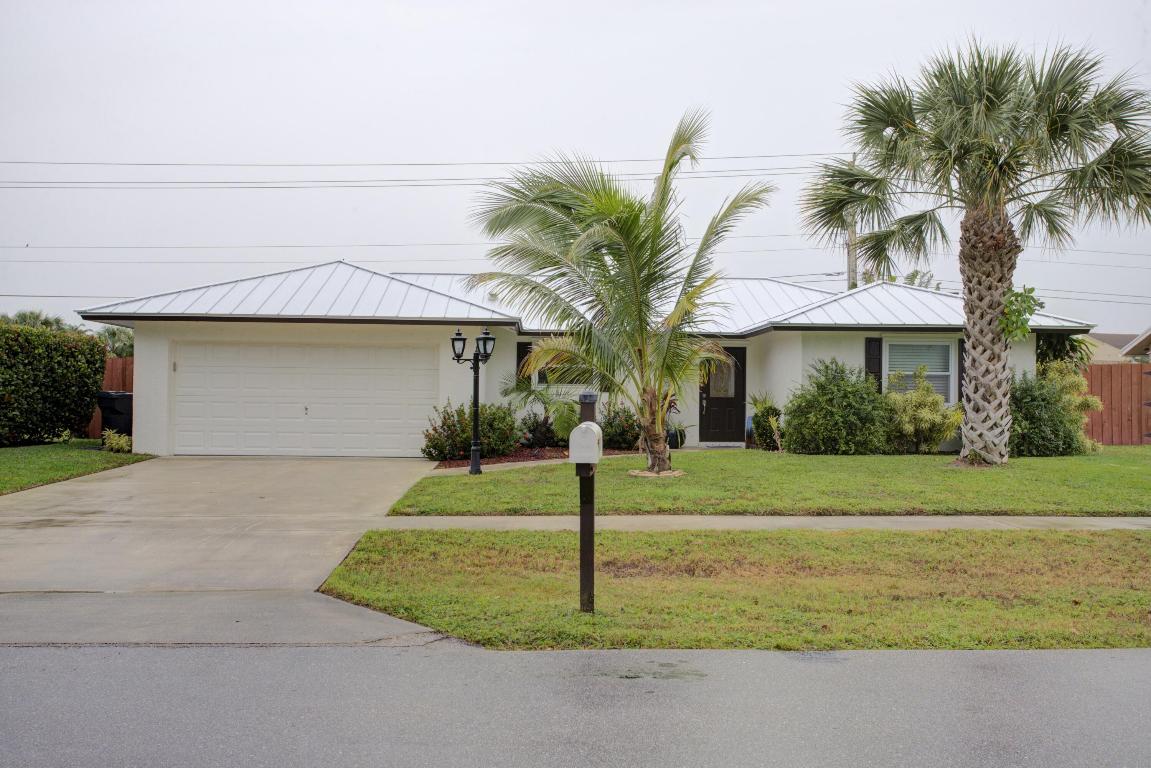 1507 Wyndcliff Drive