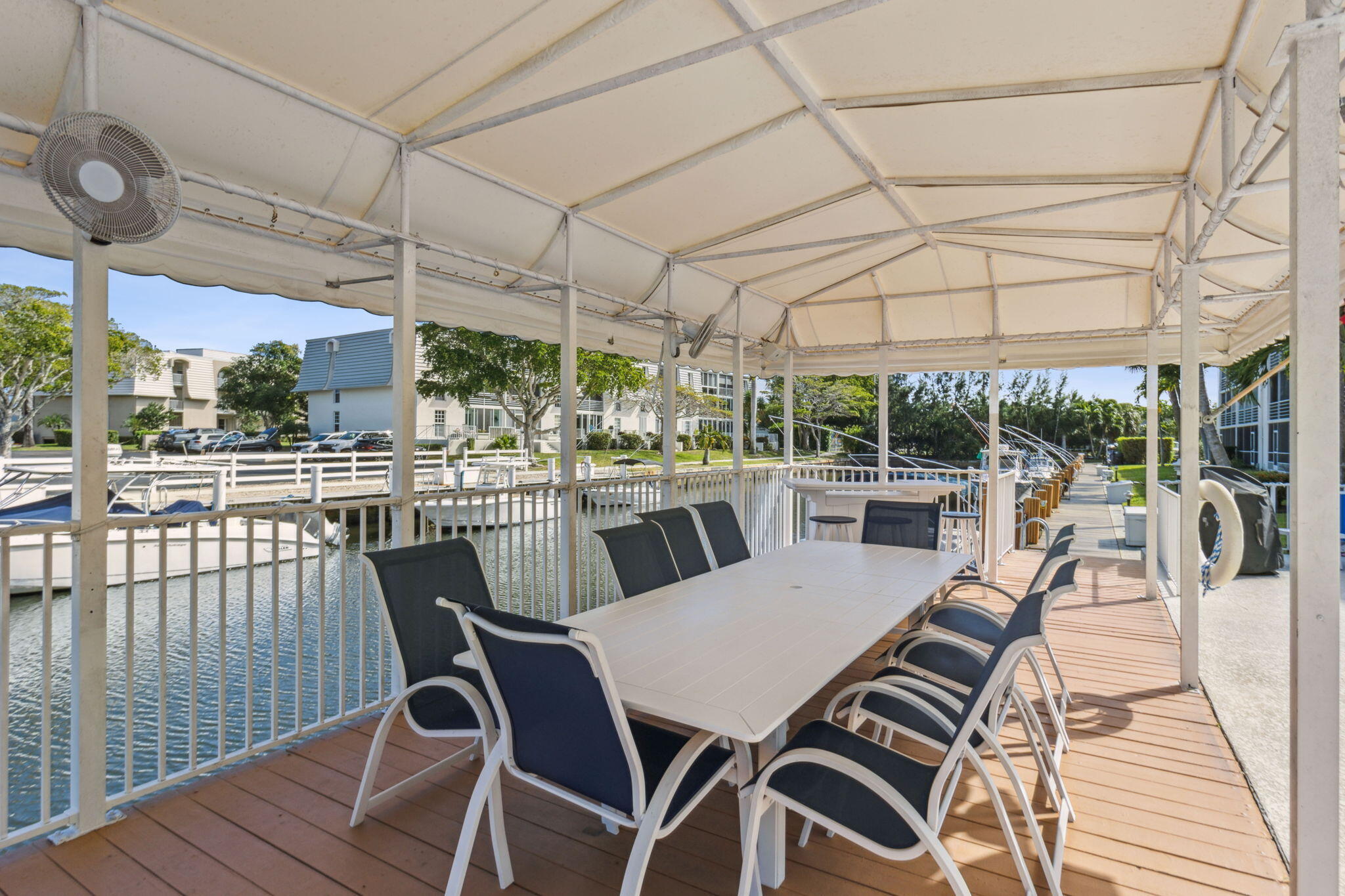 5900 NE 7th Avenue 204s