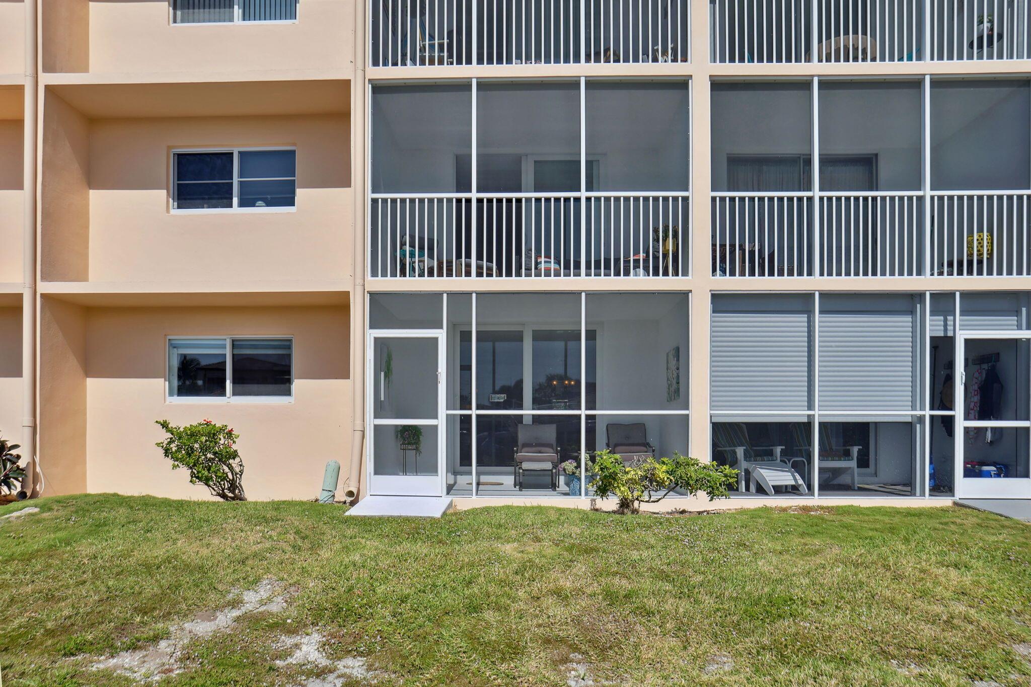 750 NE Spanish River Boulevard 1090