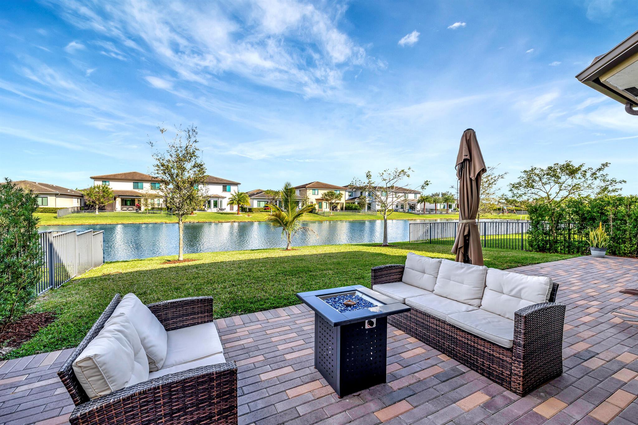 8650 Prospect Lane