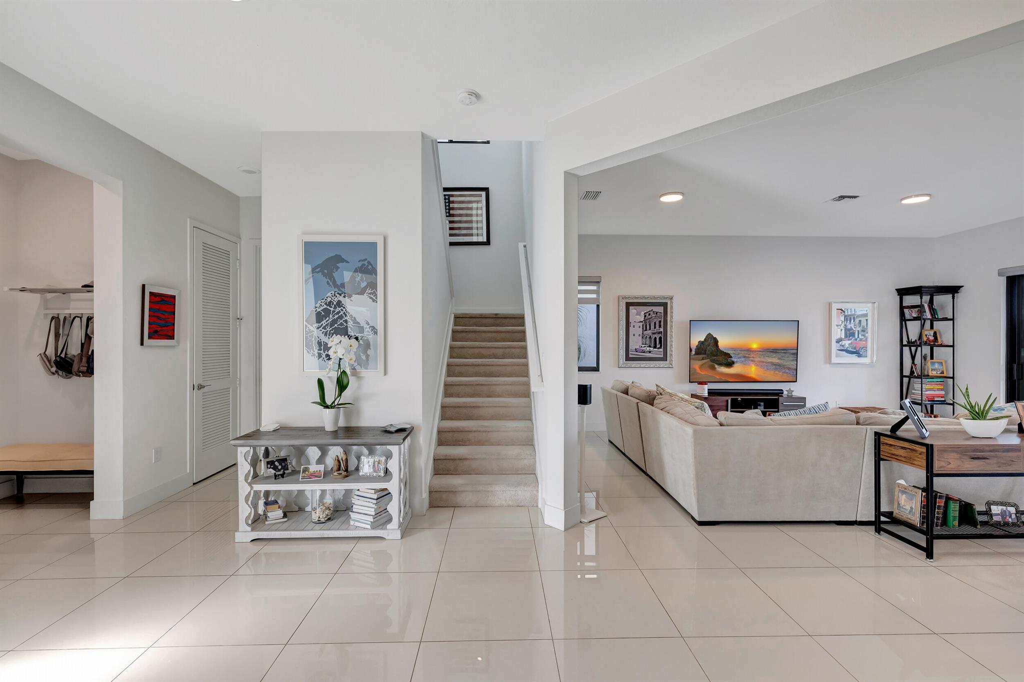 8650 Prospect Lane