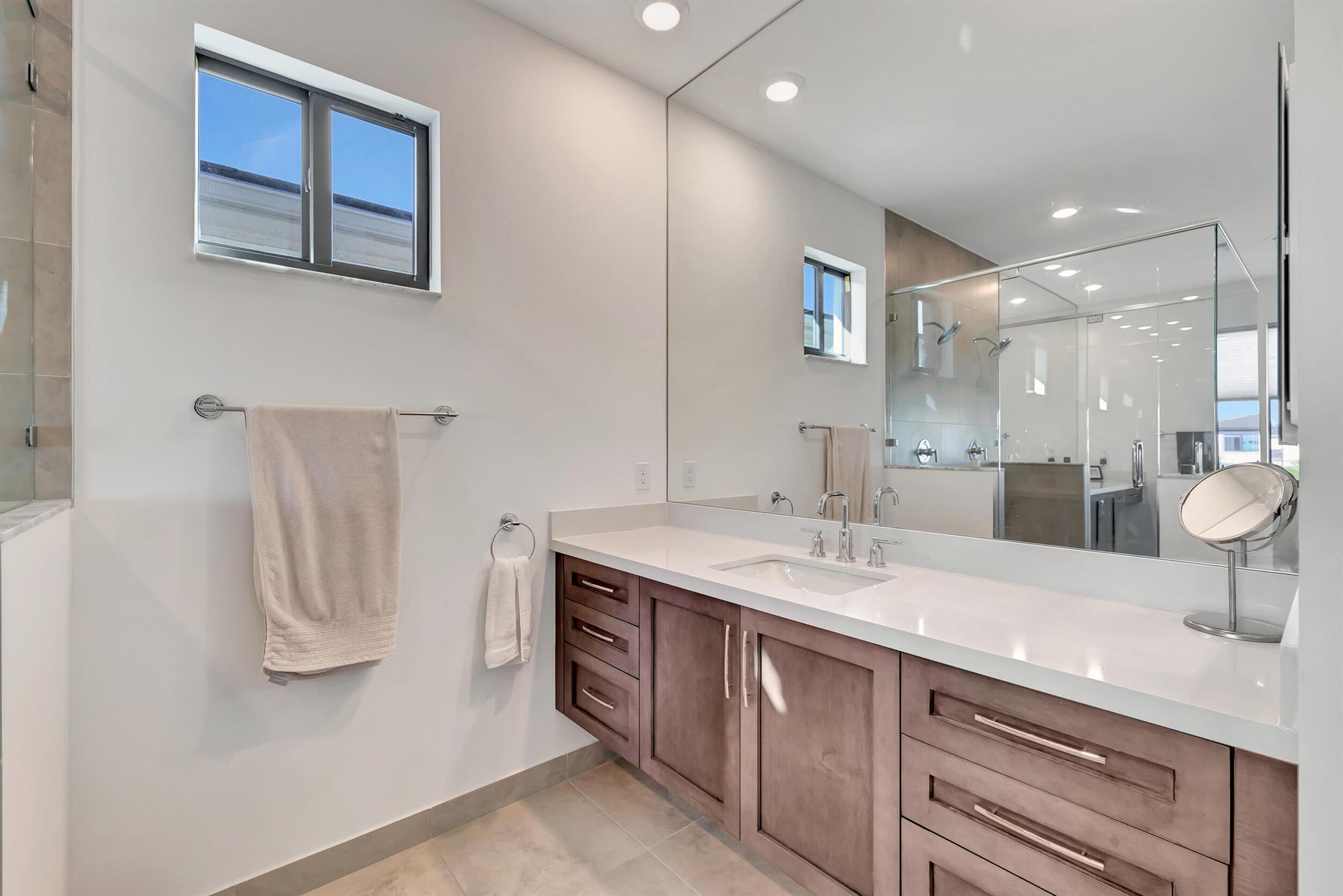 8650 Prospect Lane