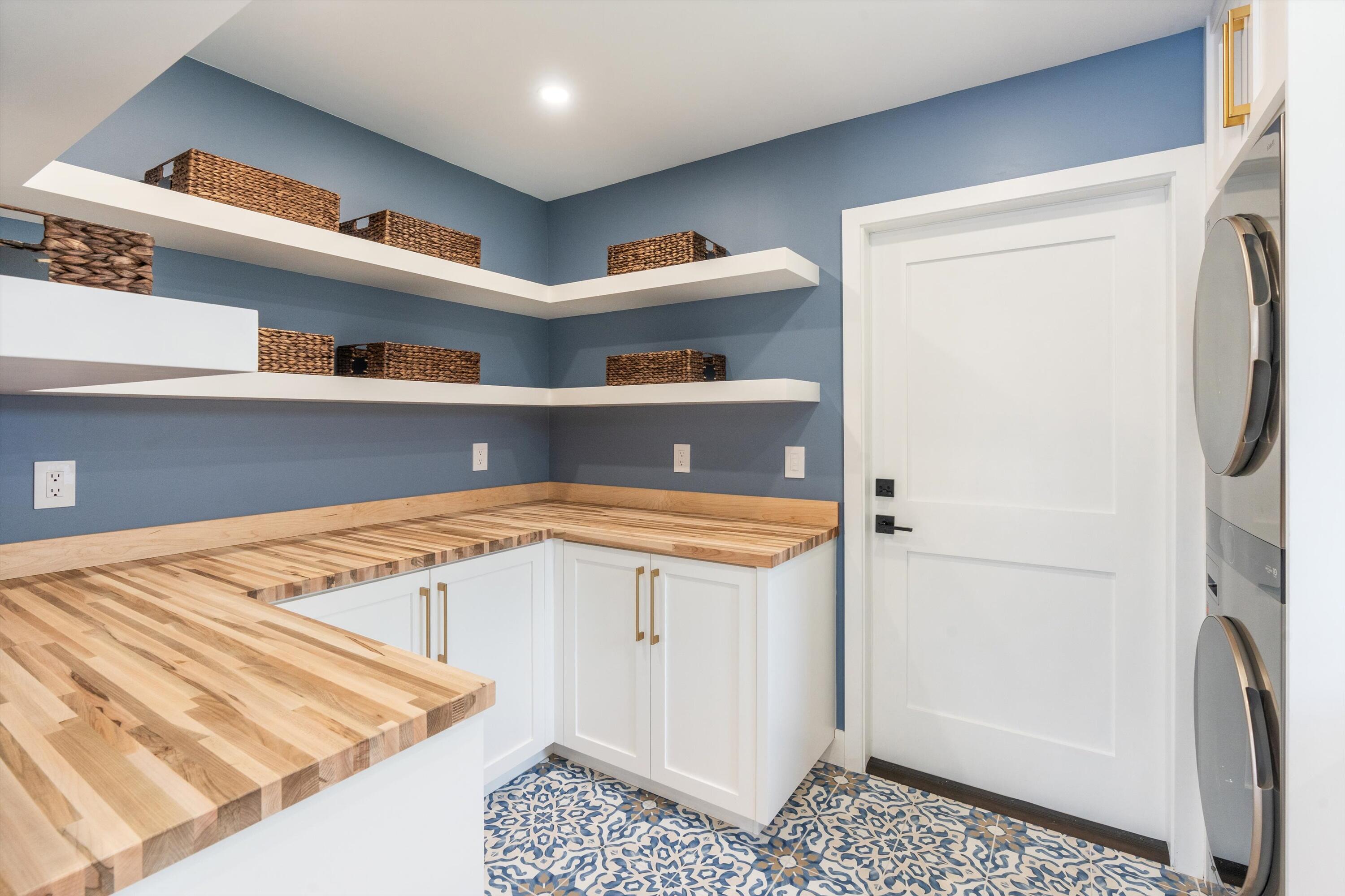 3361 NW 23rd Court