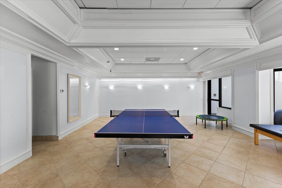 4605 S Ocean Boulevard 2b/3b