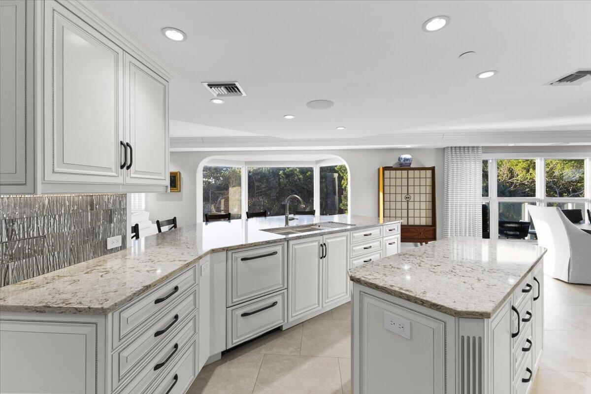 4605 S Ocean Boulevard 2b/3b