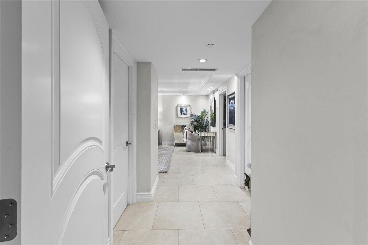 4605 S Ocean Boulevard 2b/3b