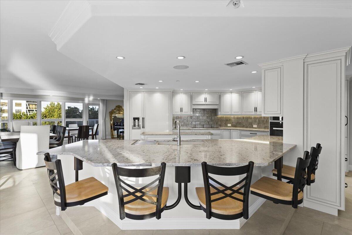 4605 S Ocean Boulevard 2b/3b