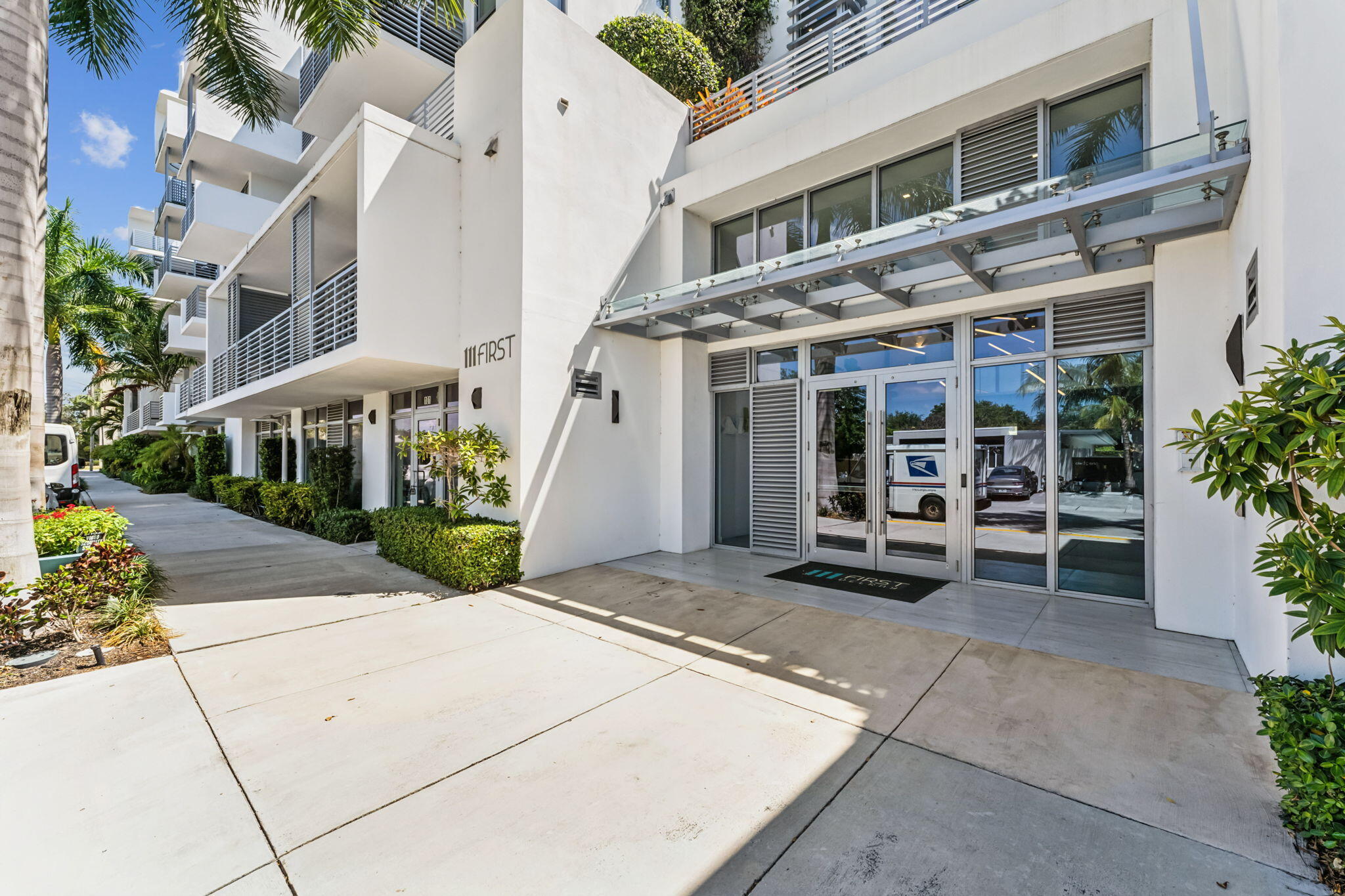 111 SE 1st Avenue 415