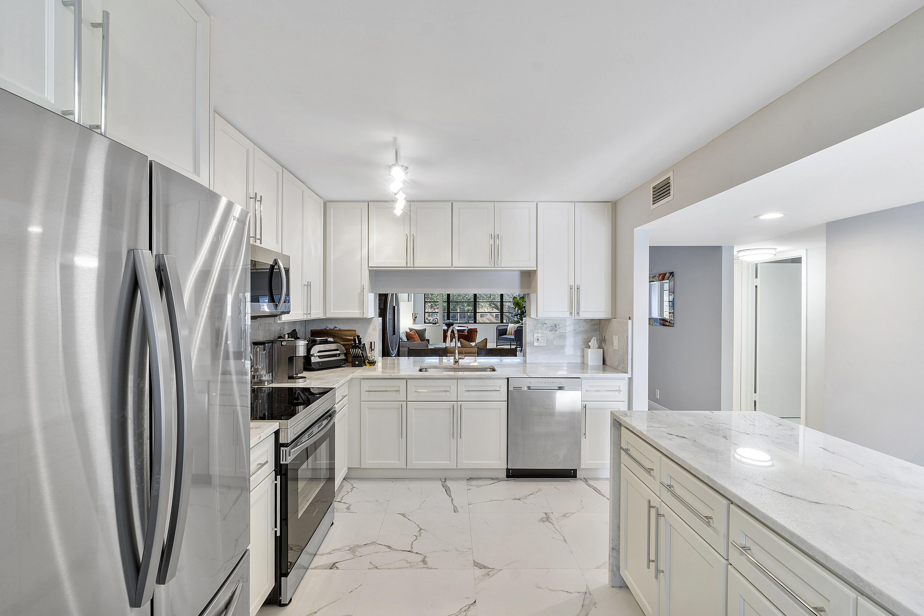 5550 Witney Drive 205