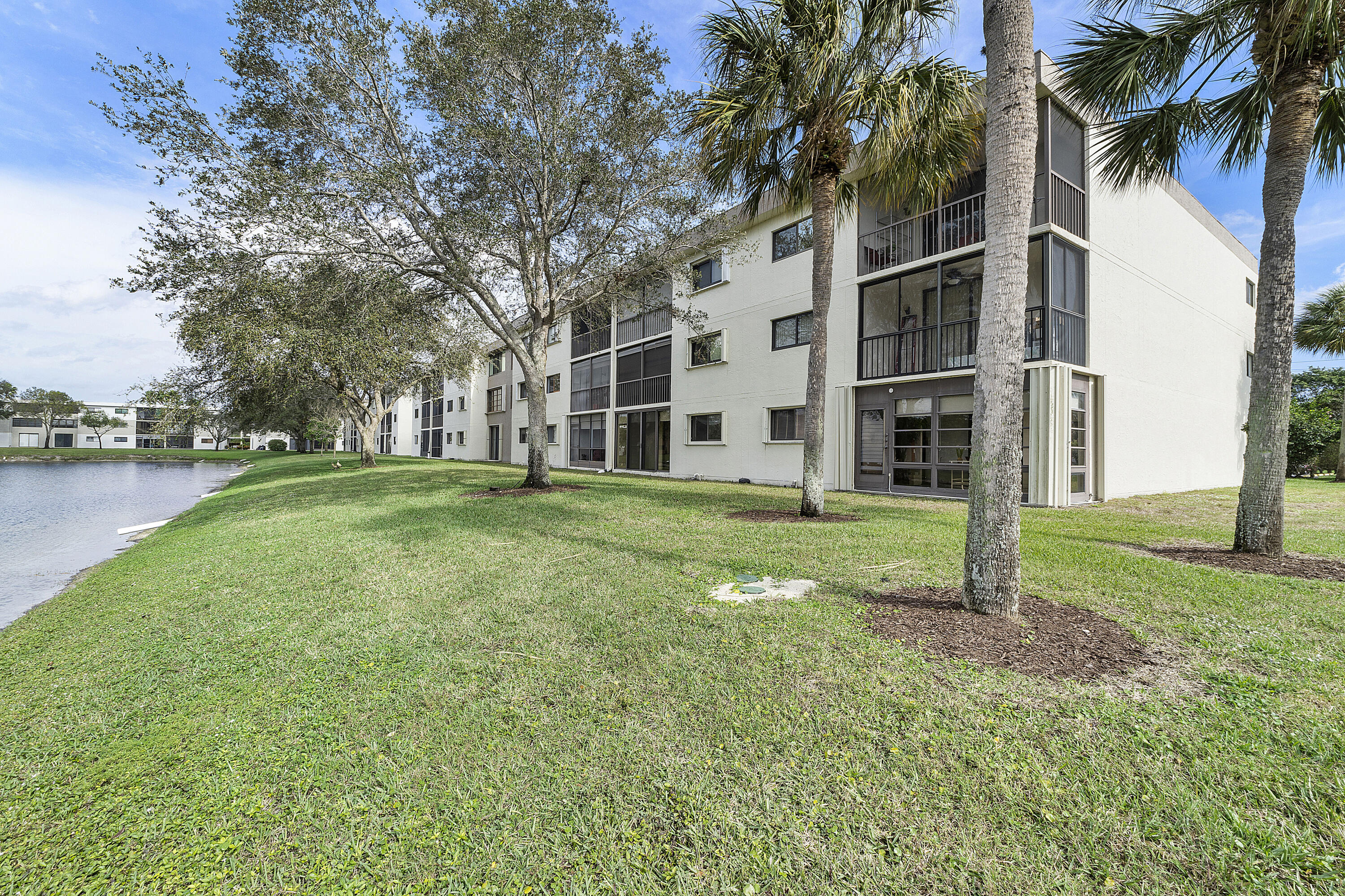 5550 Witney Drive 205