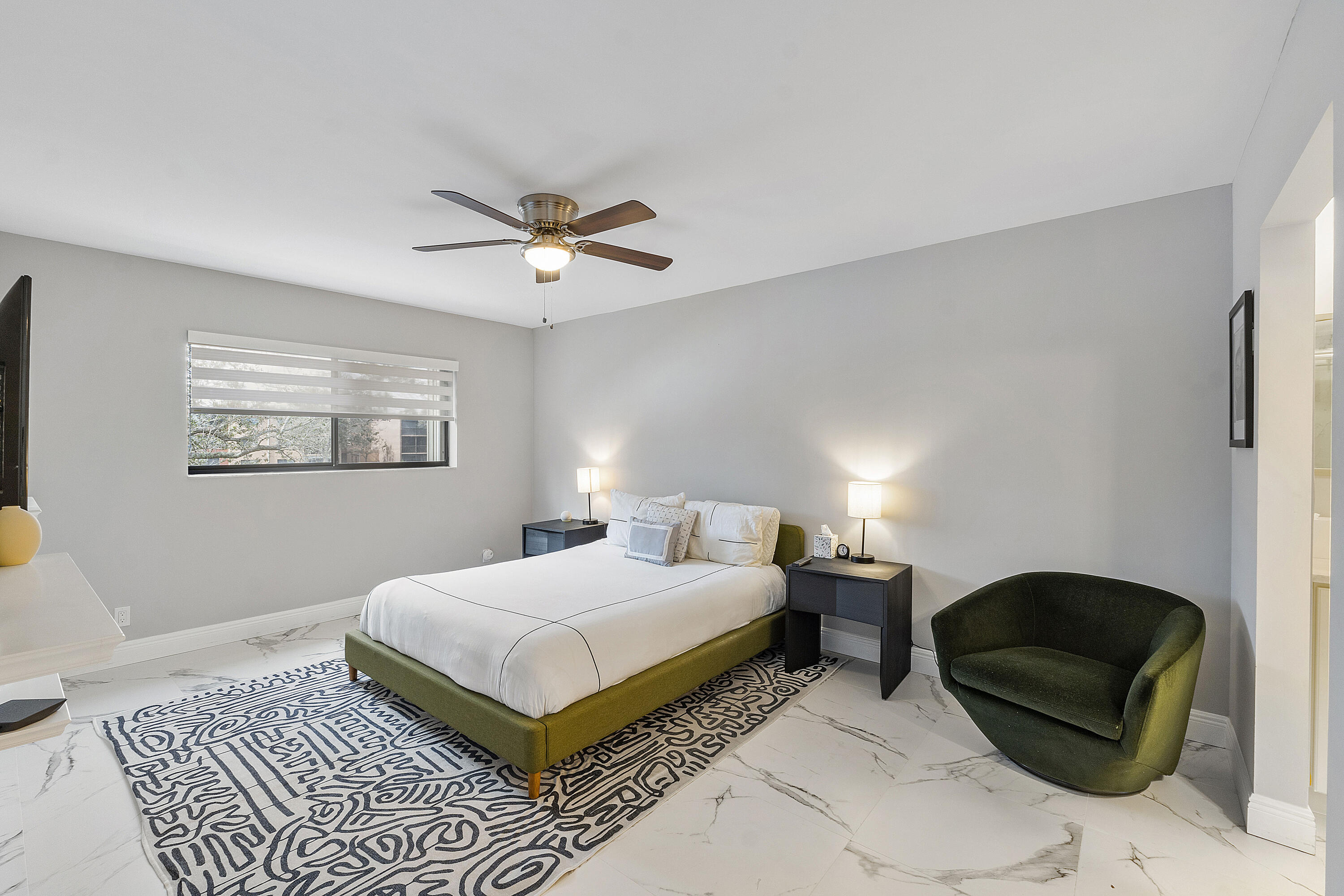 5550 Witney Drive 205