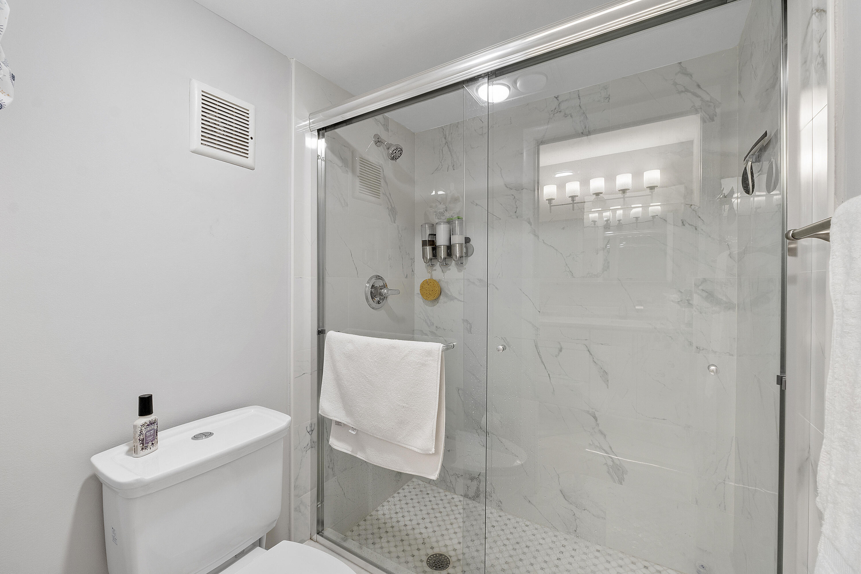 5550 Witney Drive 205