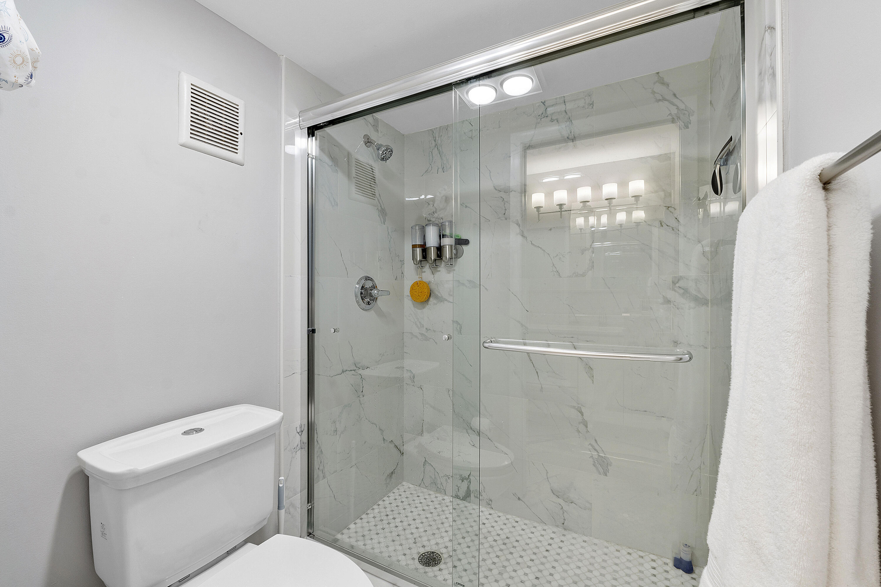 5550 Witney Drive 205