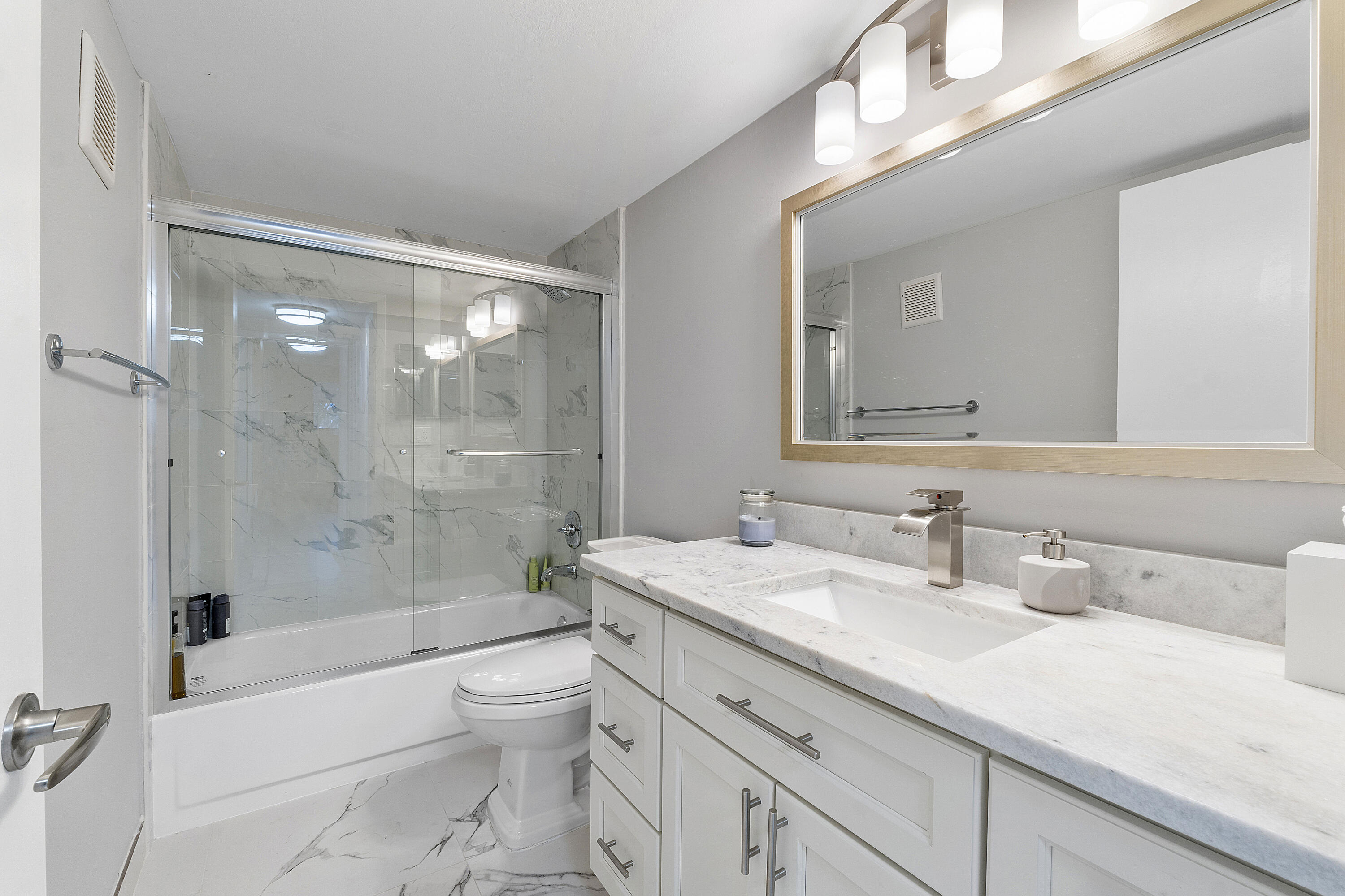 5550 Witney Drive 205