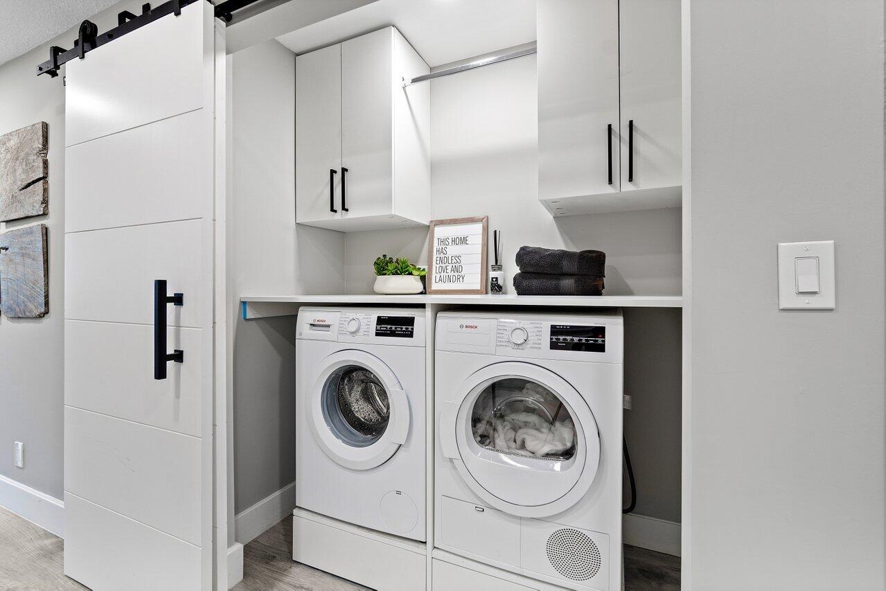 350 E Royal Palm Road