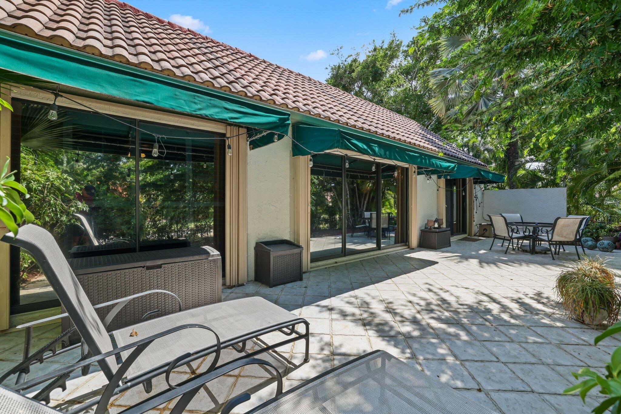 6479 Las Flores Drive