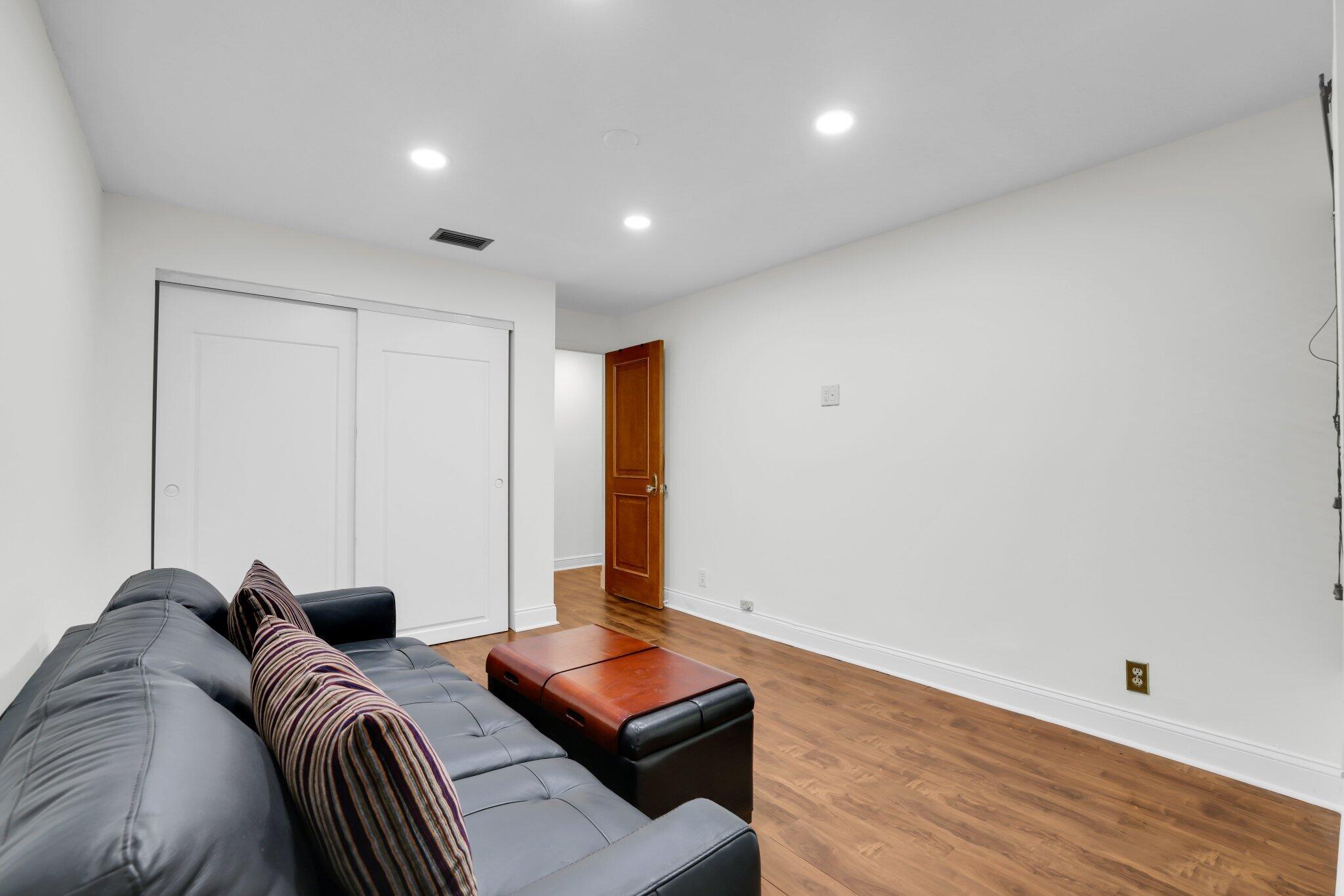 6479 Las Flores Drive