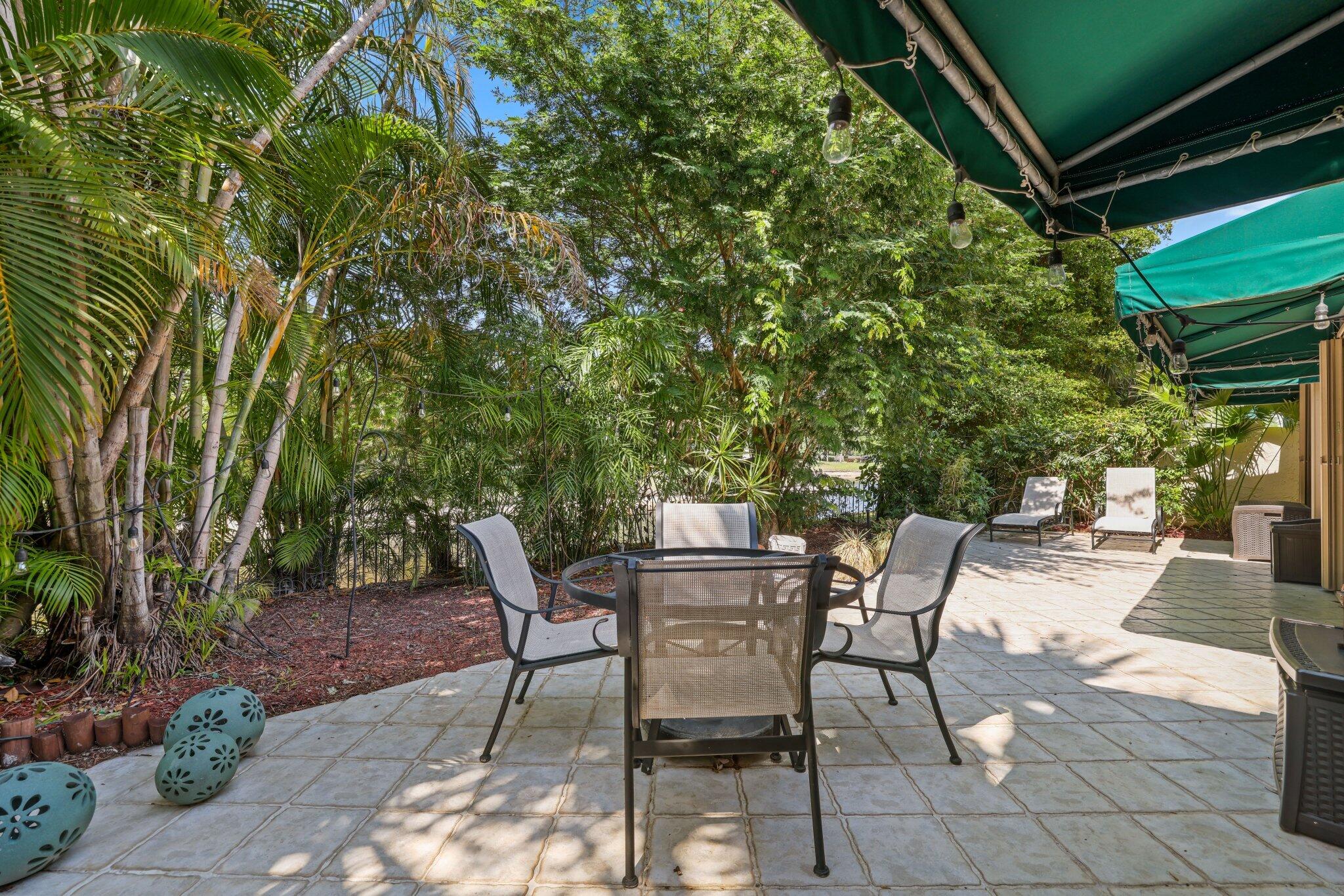 6479 Las Flores Drive