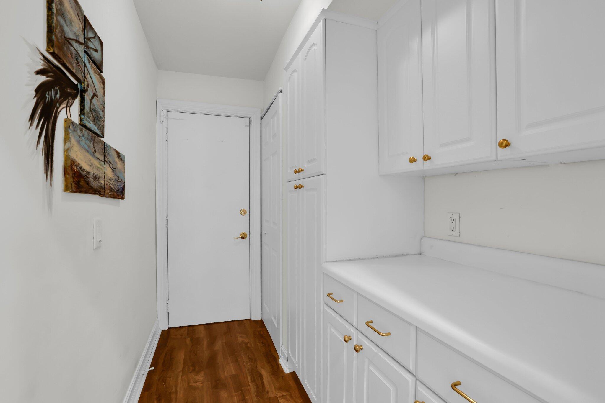 6479 Las Flores Drive