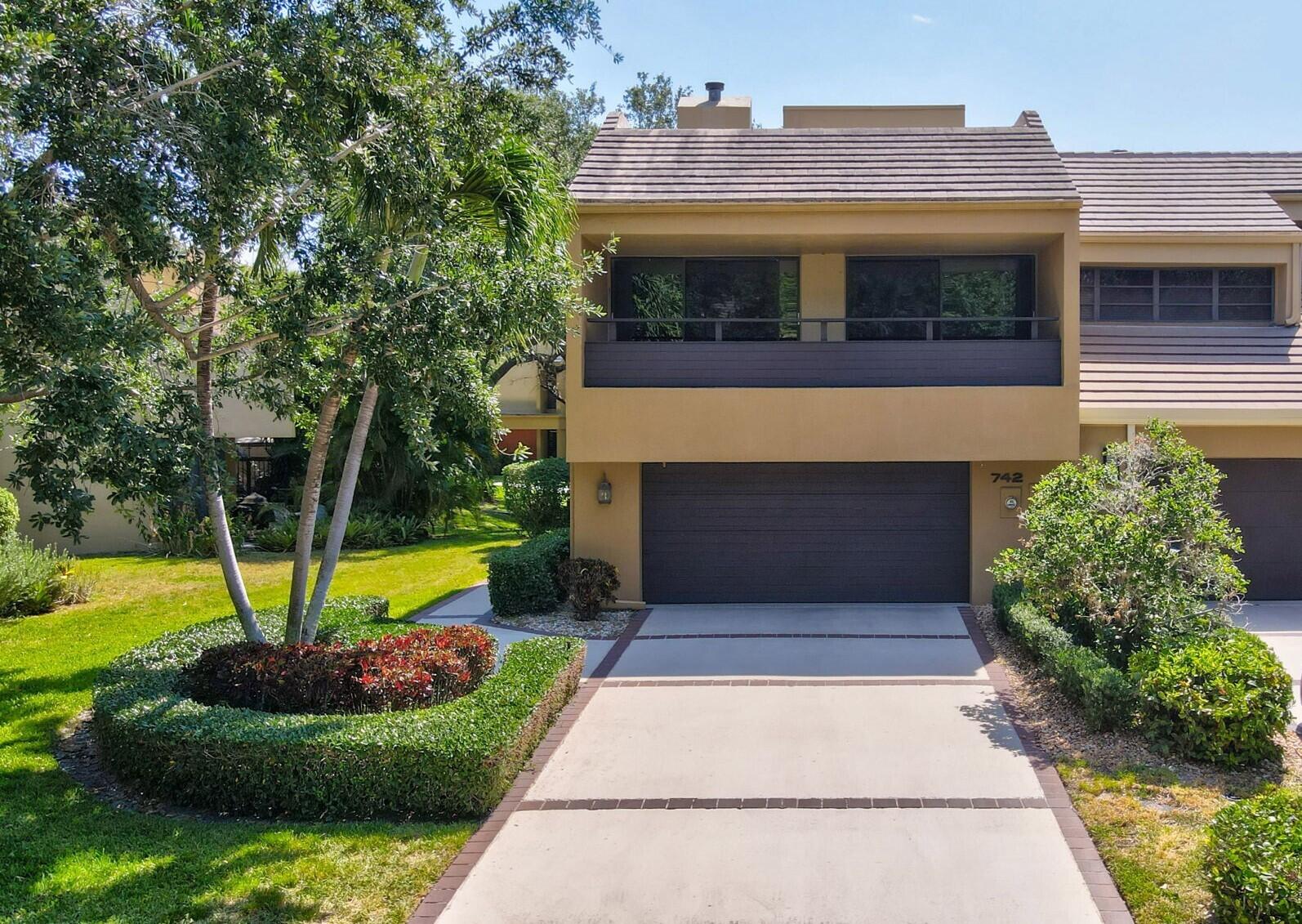 742 Saint Albans Drive