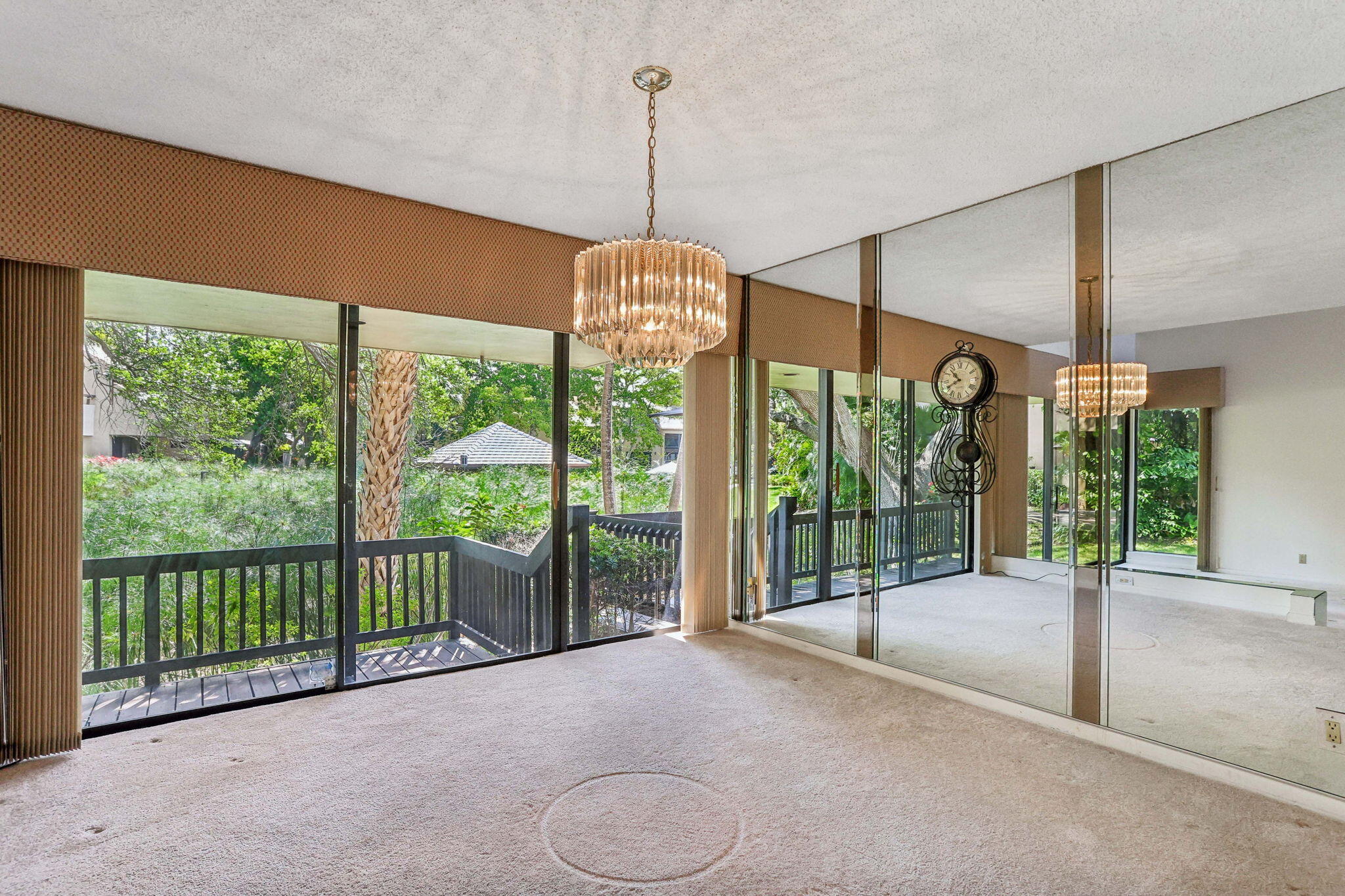 742 Saint Albans Drive