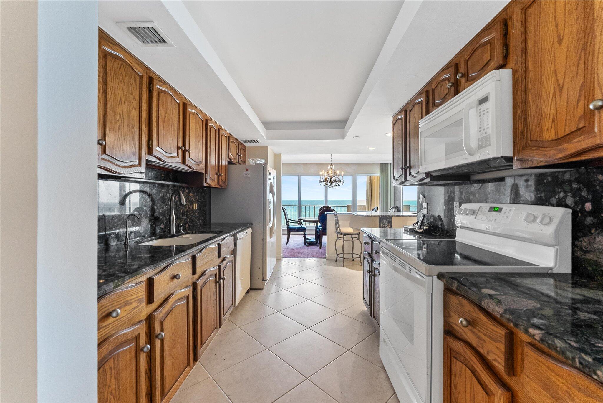 4001 N Ocean Boulevard 1103