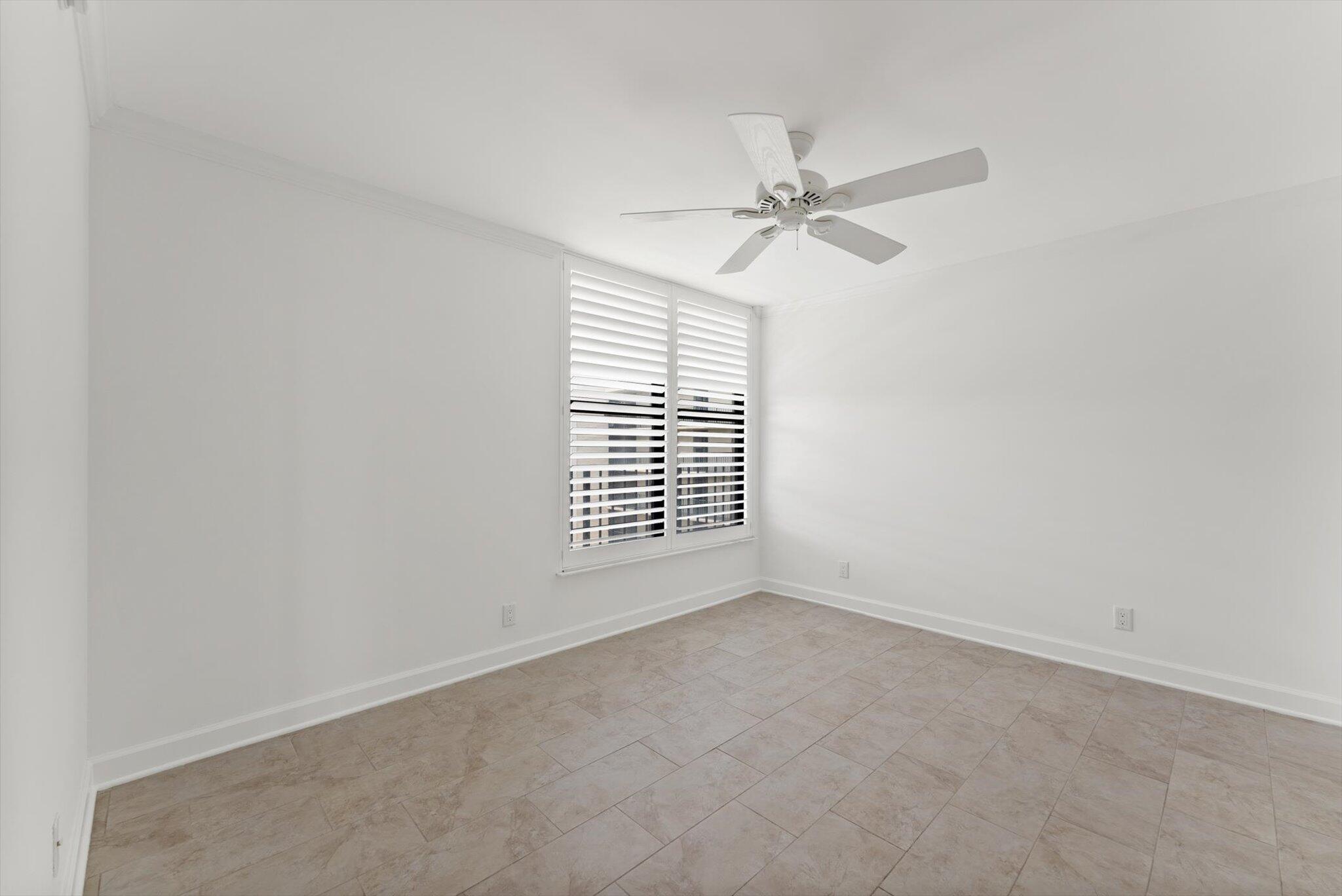 18 Royal Palm Way 5050