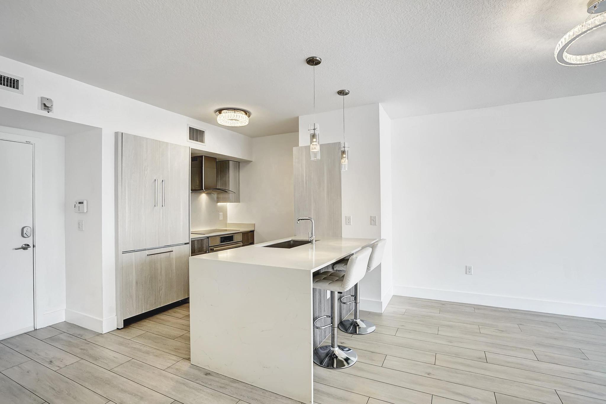 111 SE 1st Avenue 407