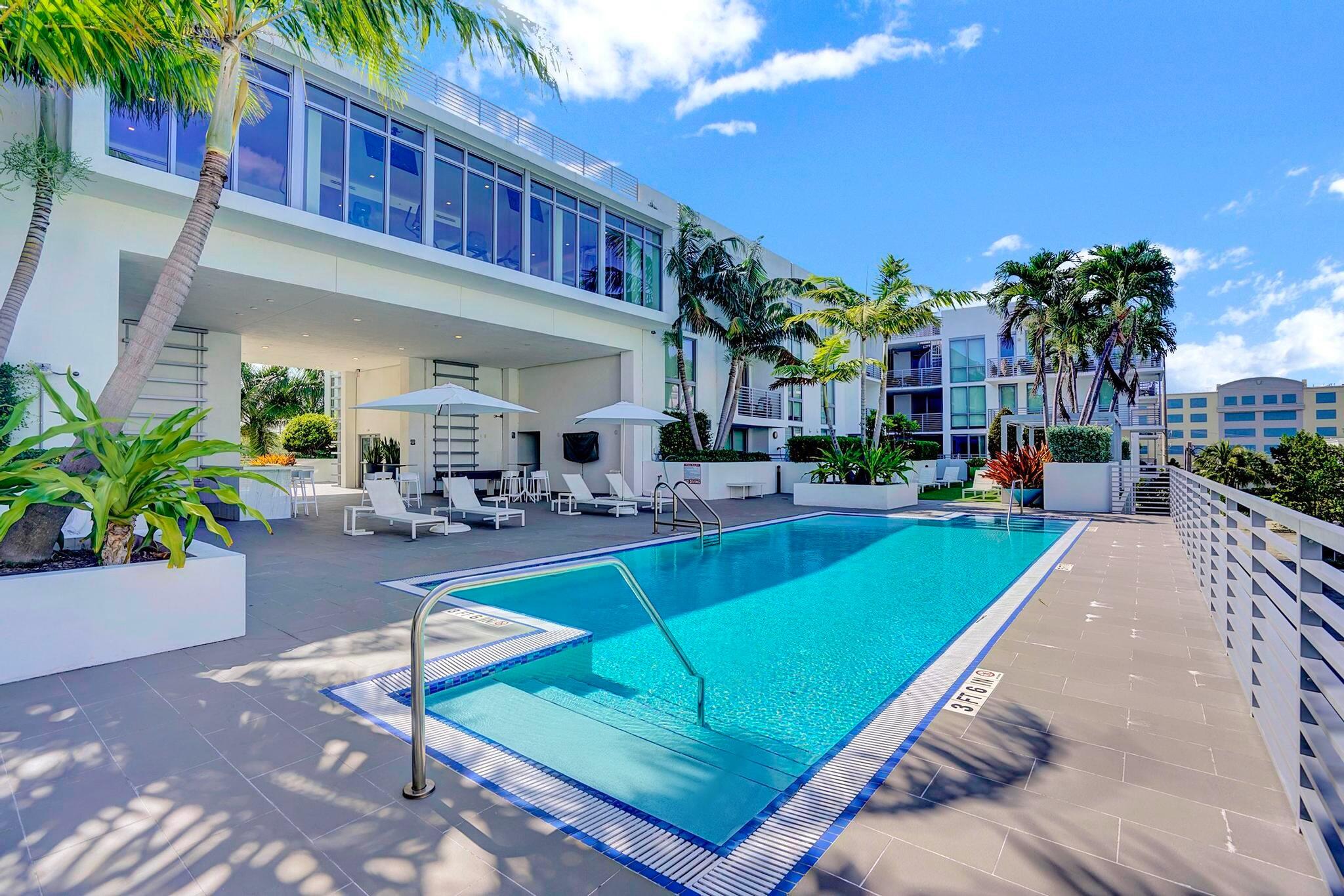 111 SE 1st Avenue 407
