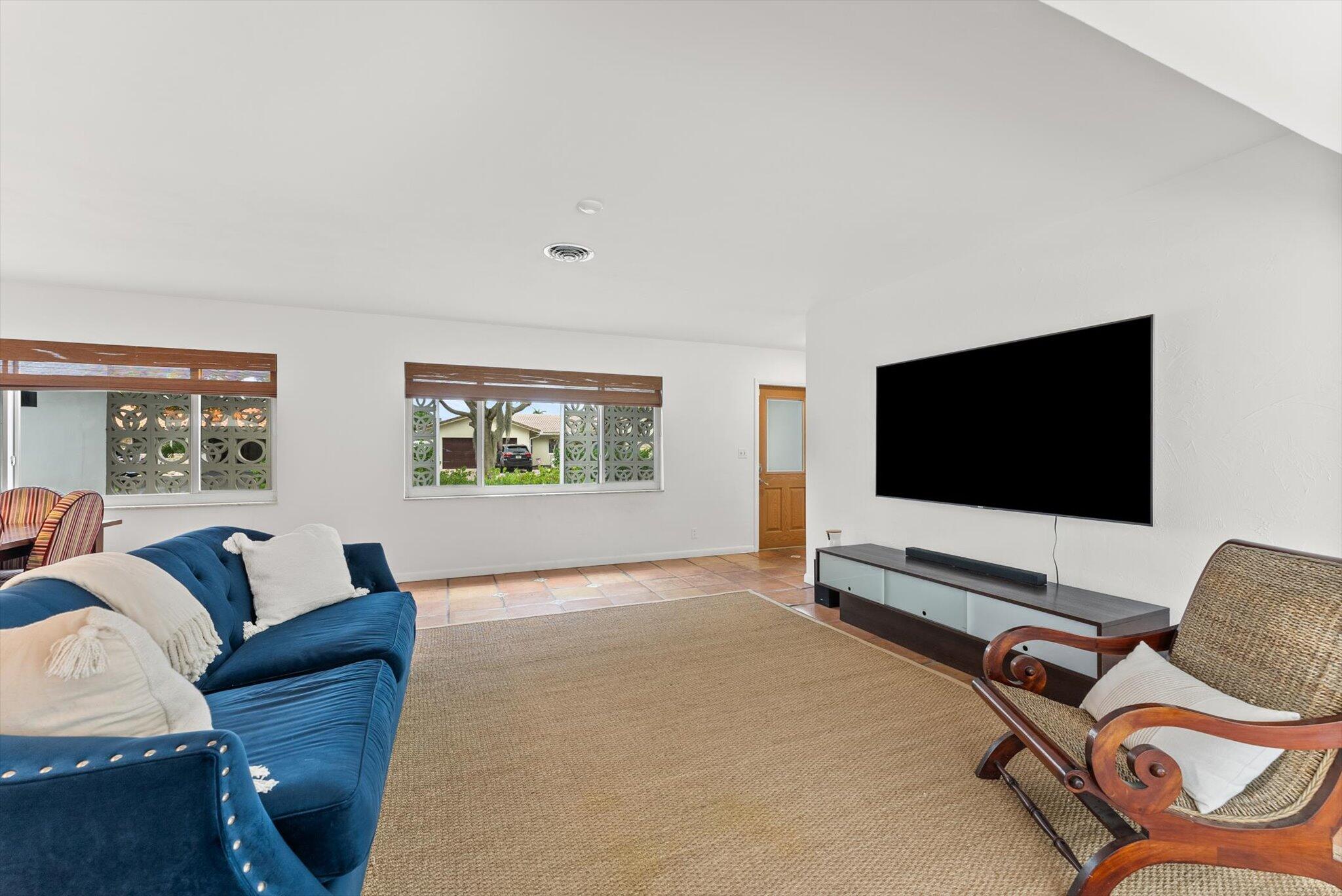 856 NW 6th Terrace