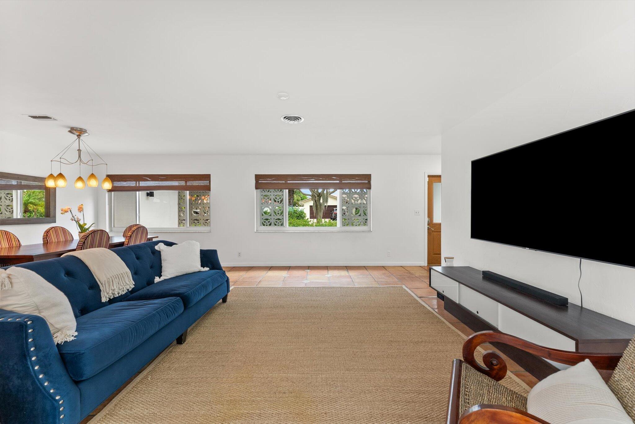 856 NW 6th Terrace