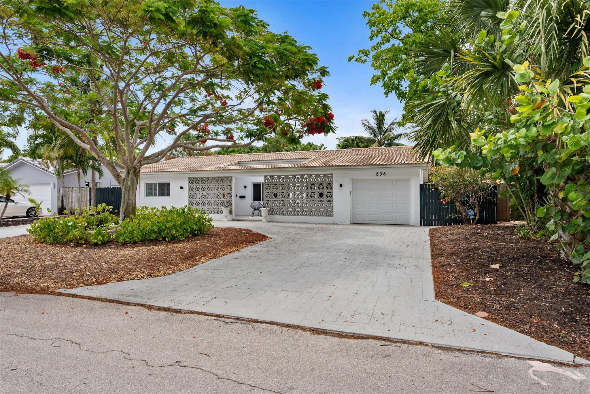 856 NW 6th Terrace