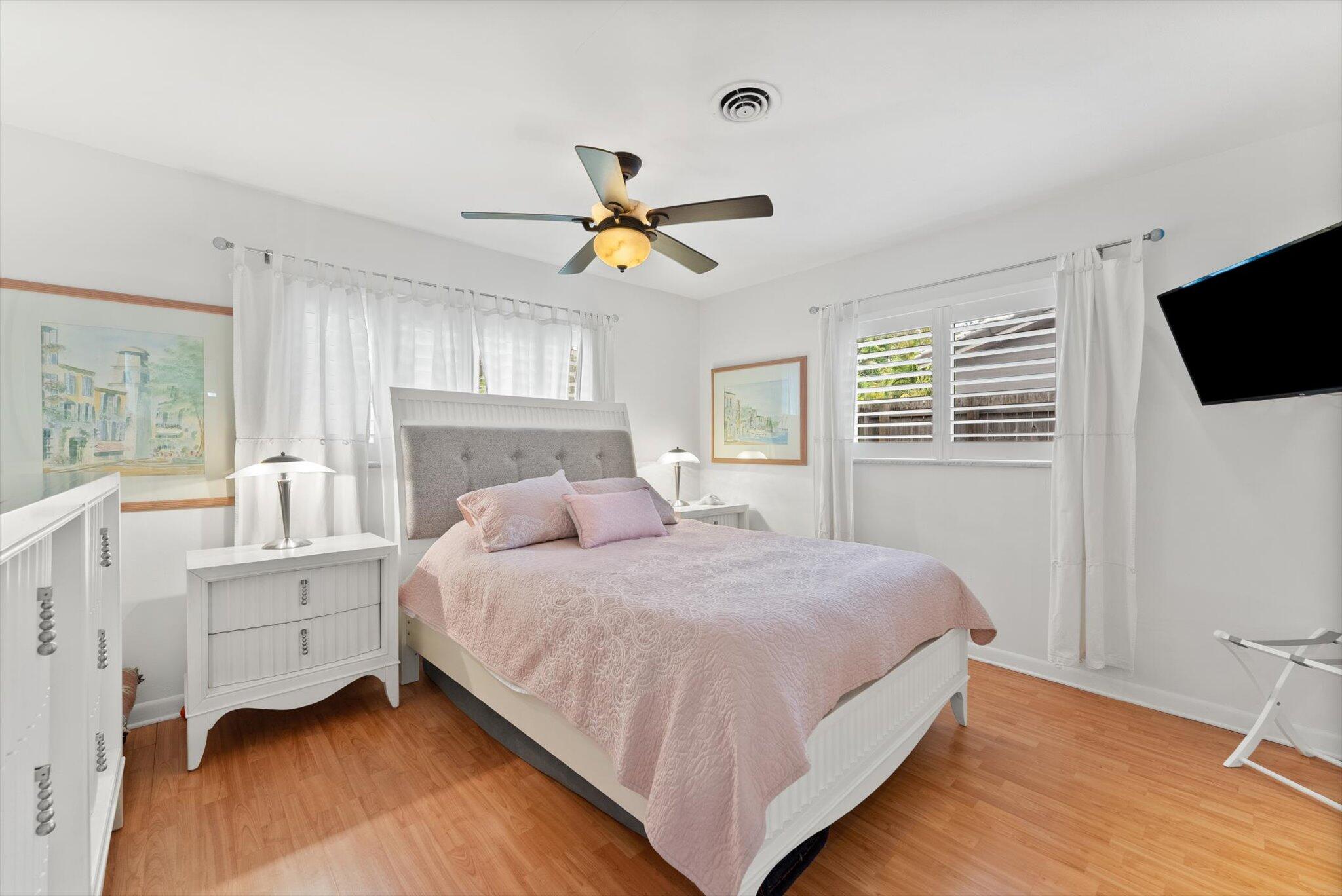 856 NW 6th Terrace