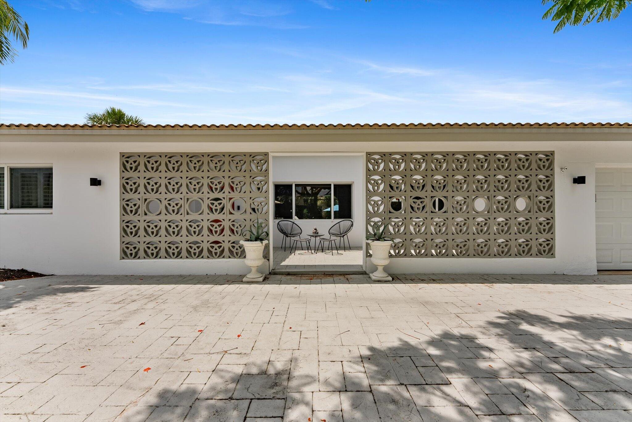 856 NW 6th Terrace