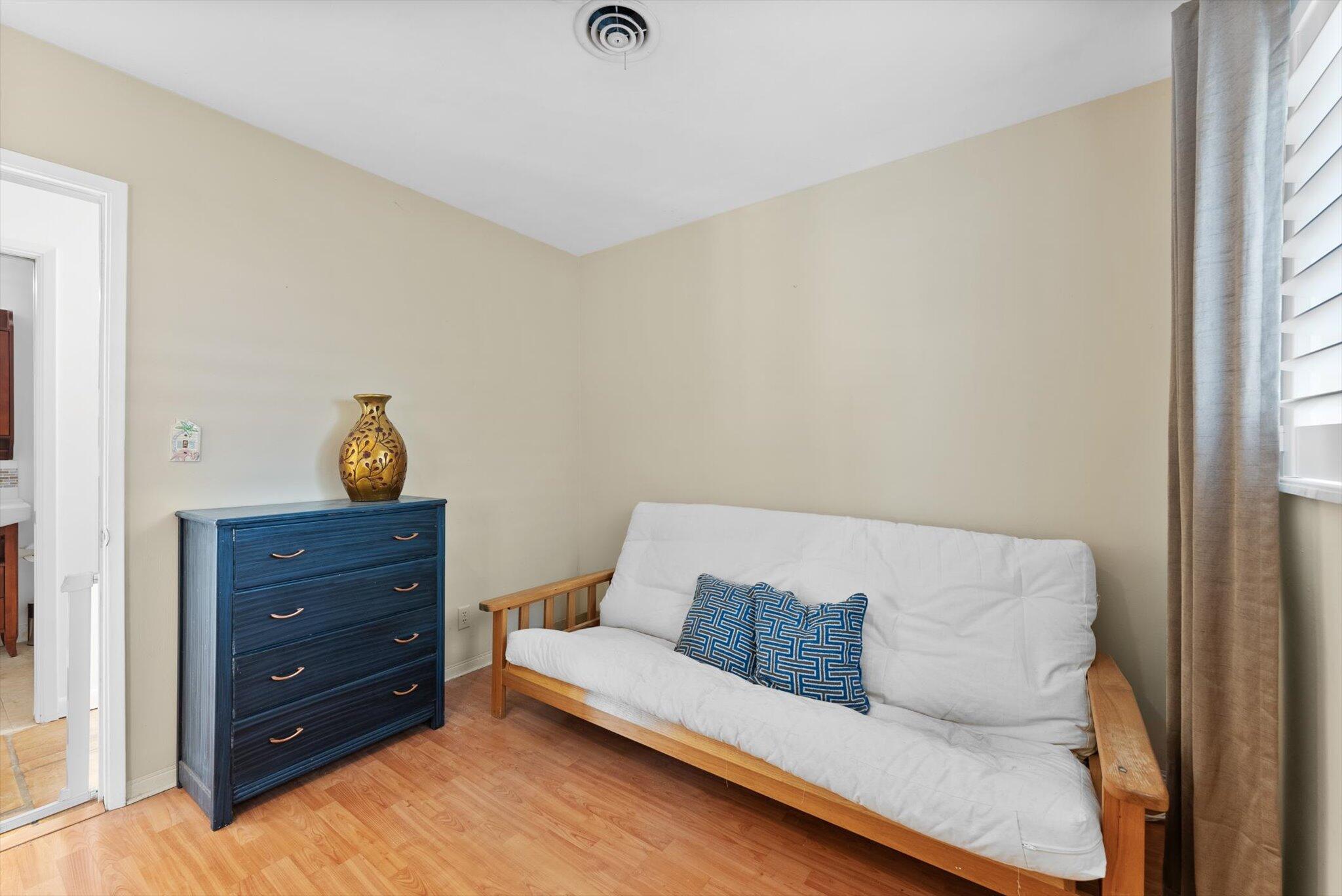856 NW 6th Terrace