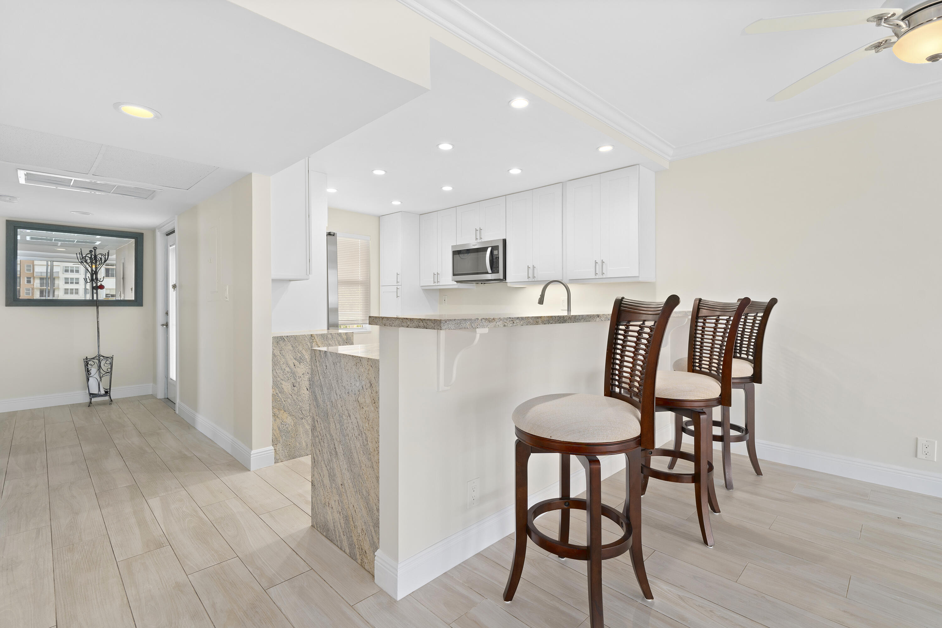 3180 NE 48th Court 401