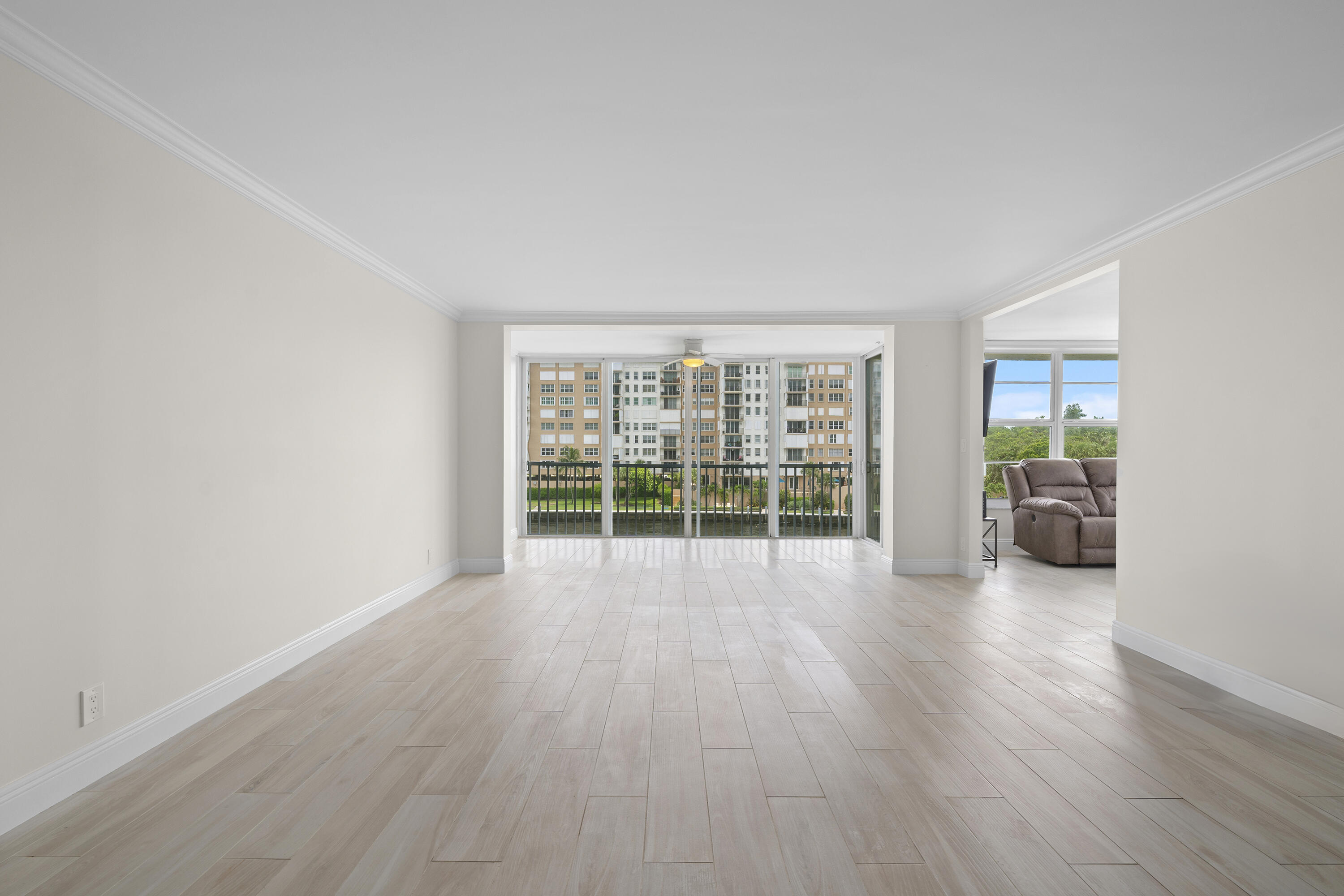 3180 NE 48th Court 401