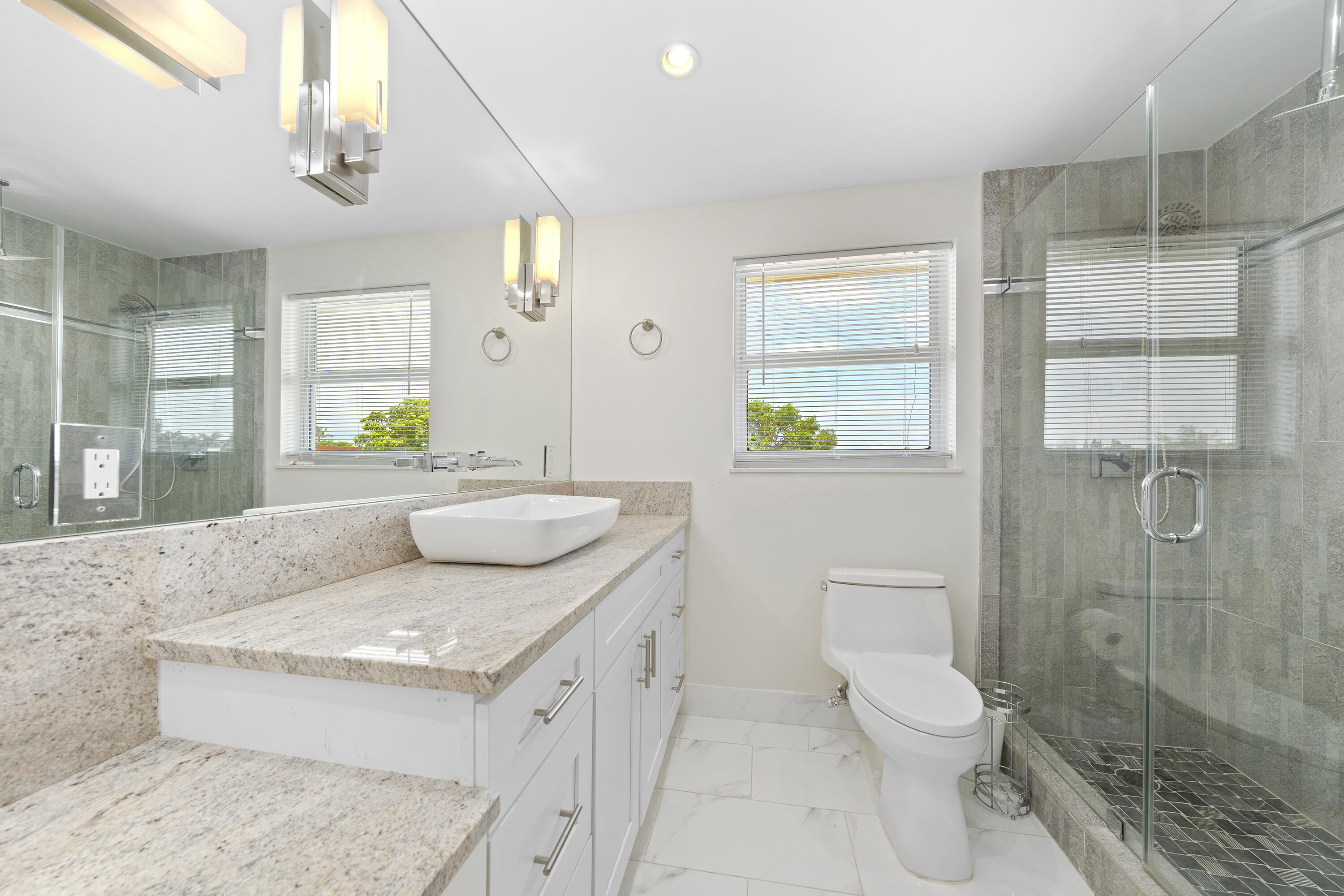 3180 NE 48th Court 401