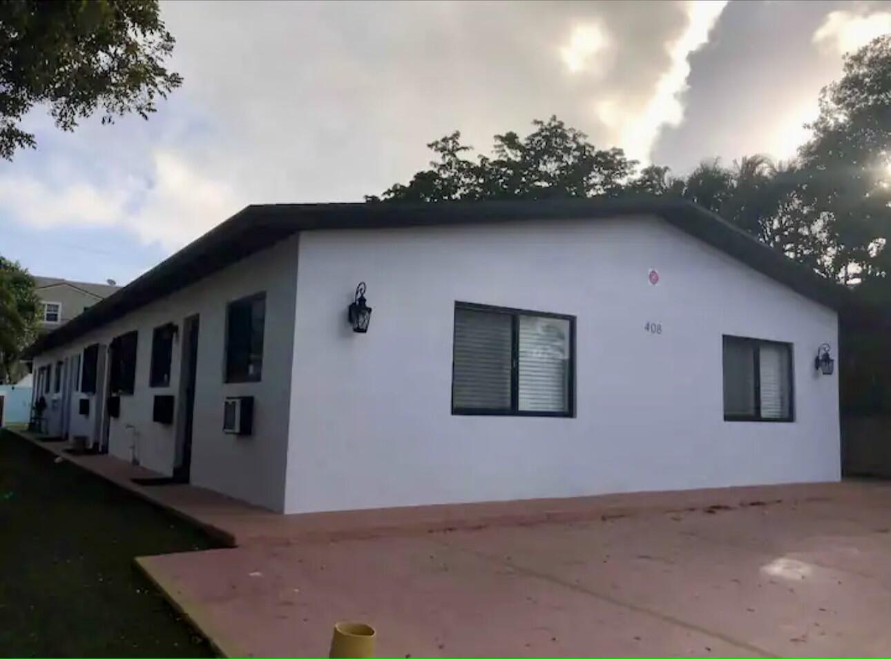 408 SE 12th Court 3b