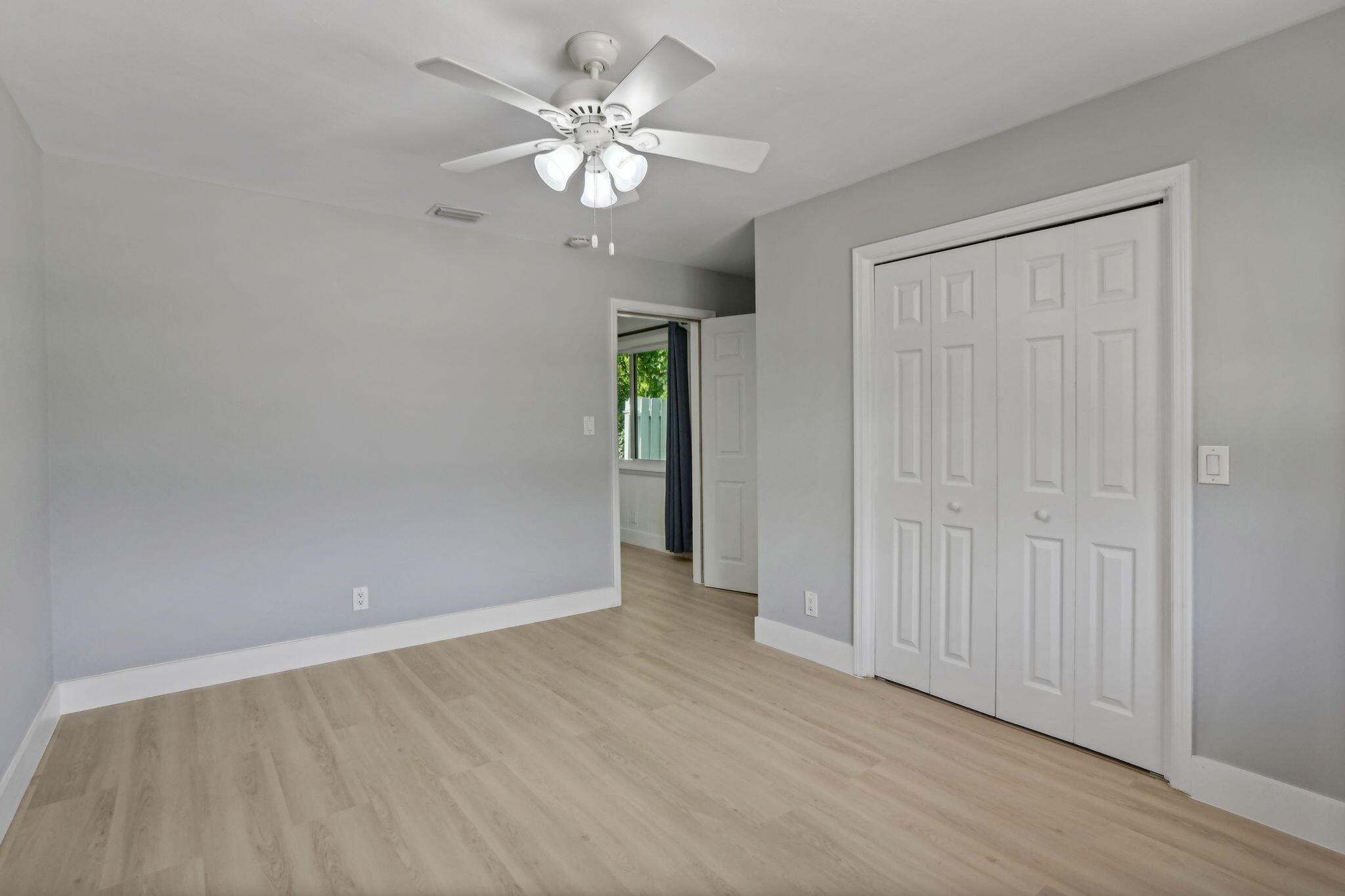 136 NW 10th Street