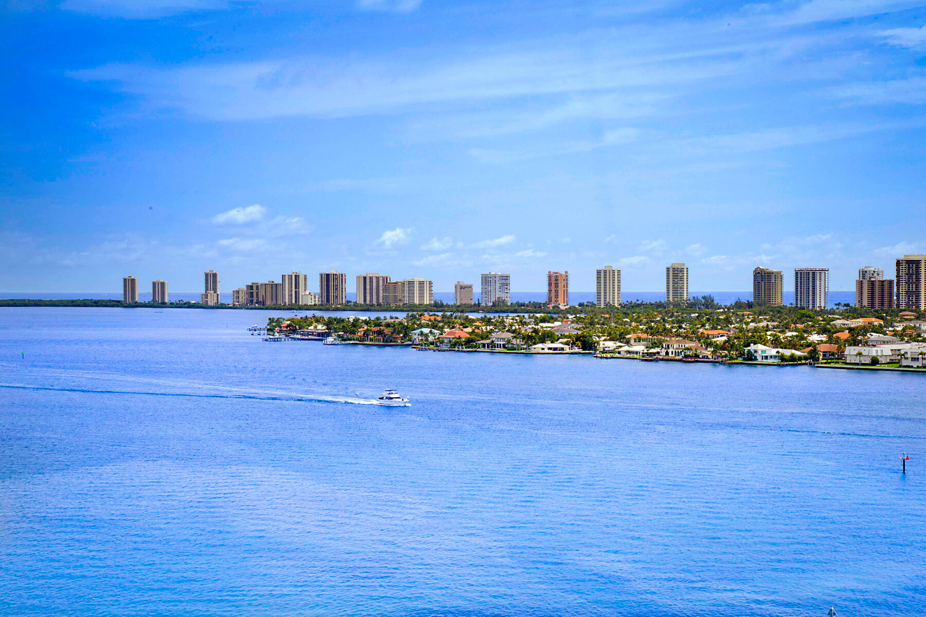 2650 Lake Shore Drive 1503