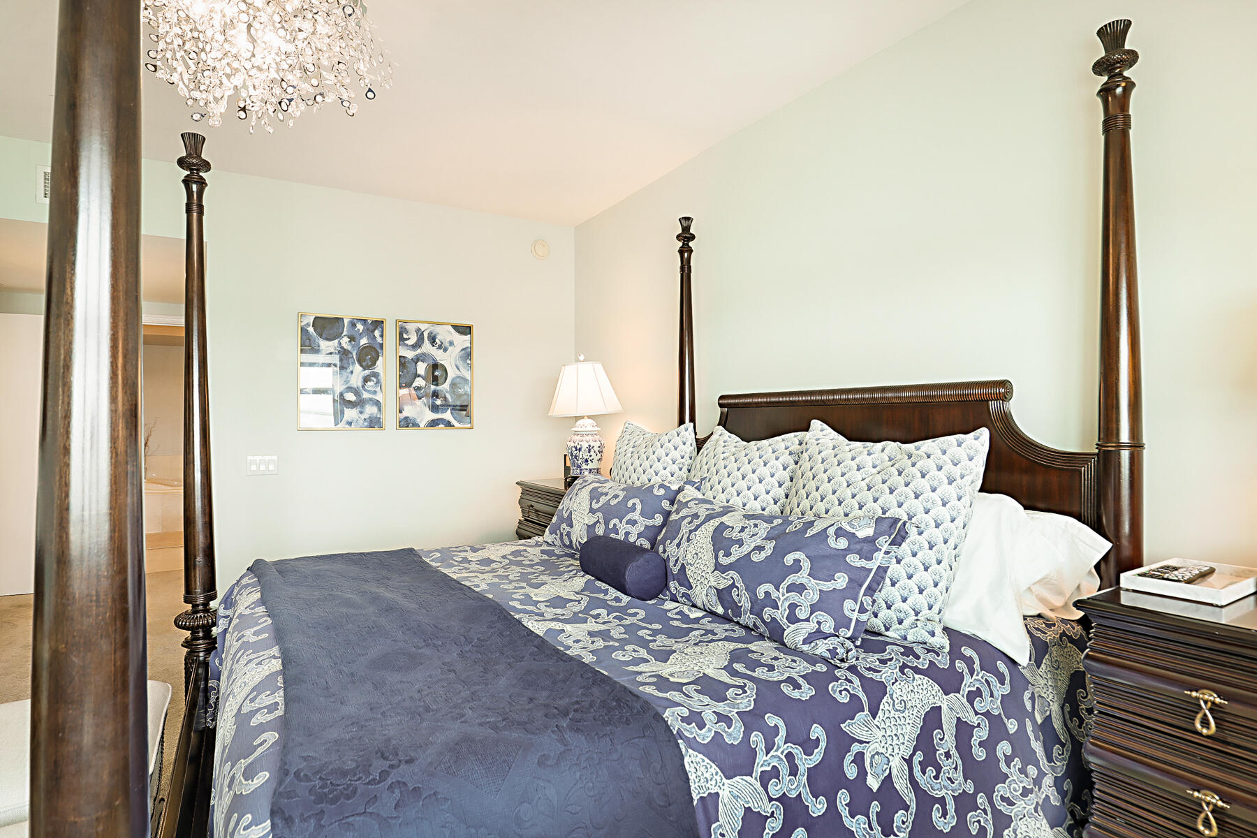 2650 Lake Shore Drive 1503