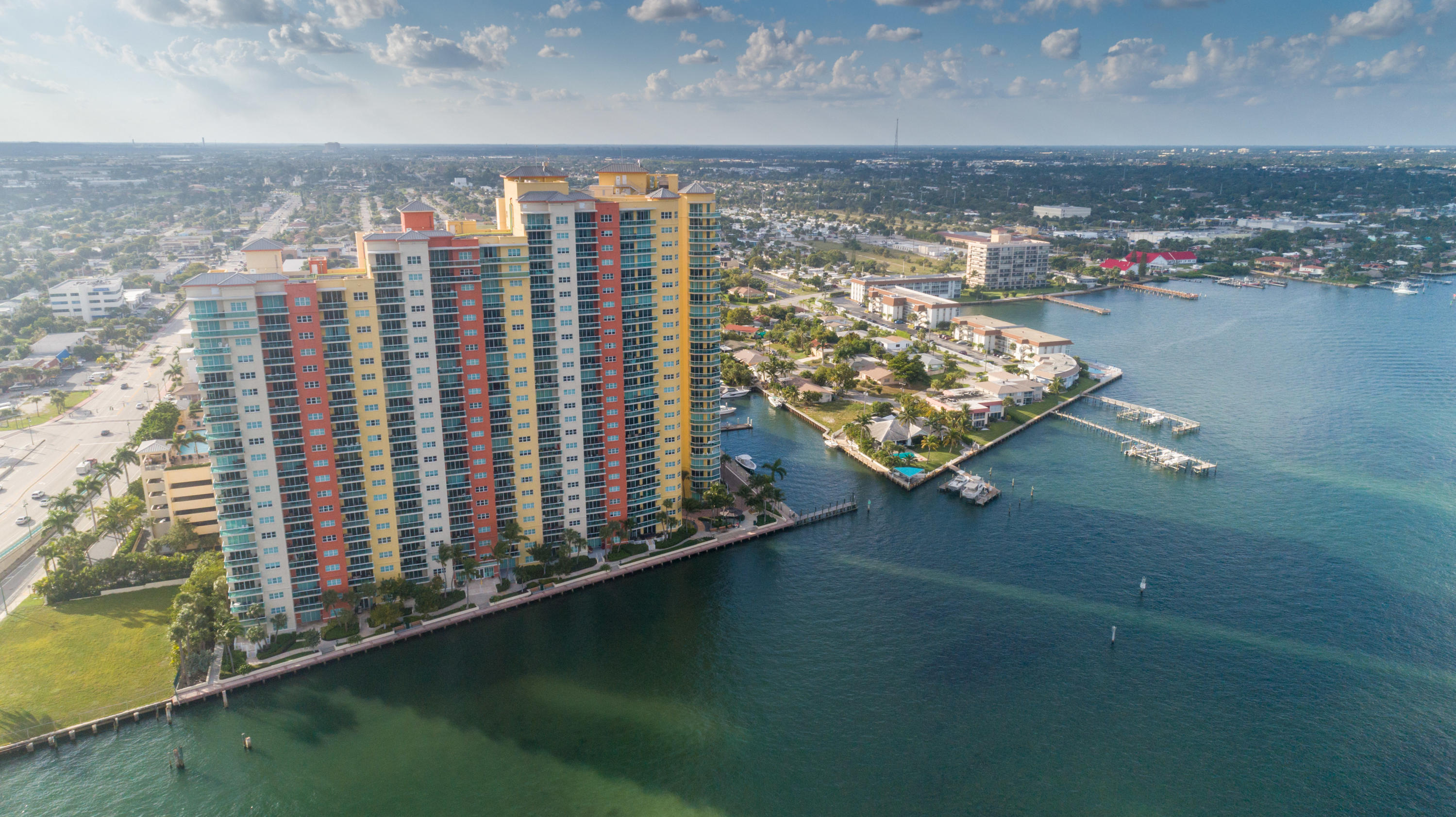 2650 Lake Shore Drive 1503